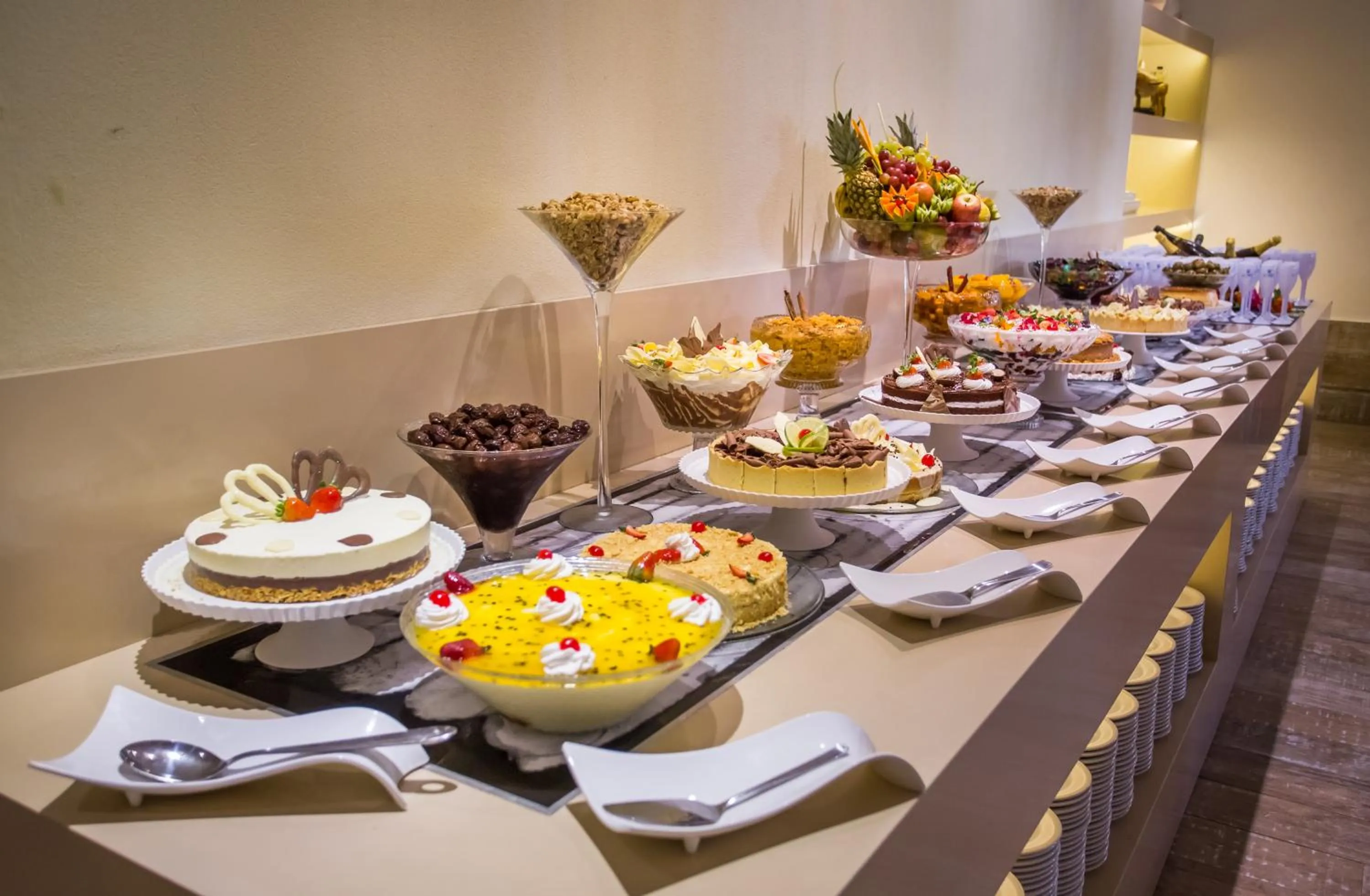 Restaurant/places to eat in La Torre Resort All Inclusive