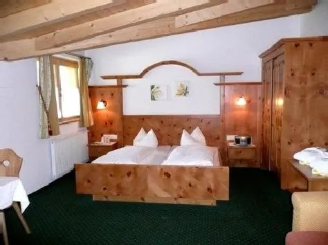 Bedroom, Bed in Vital Sporthotel Kristall