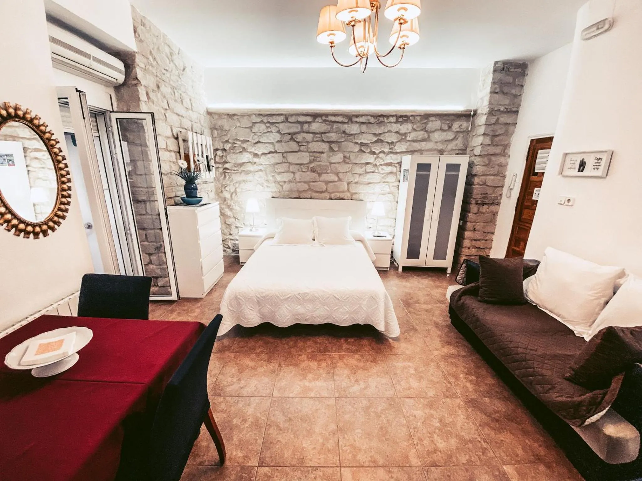 Apartment - Ground Floor in Pensión Antonio Guesthouse
