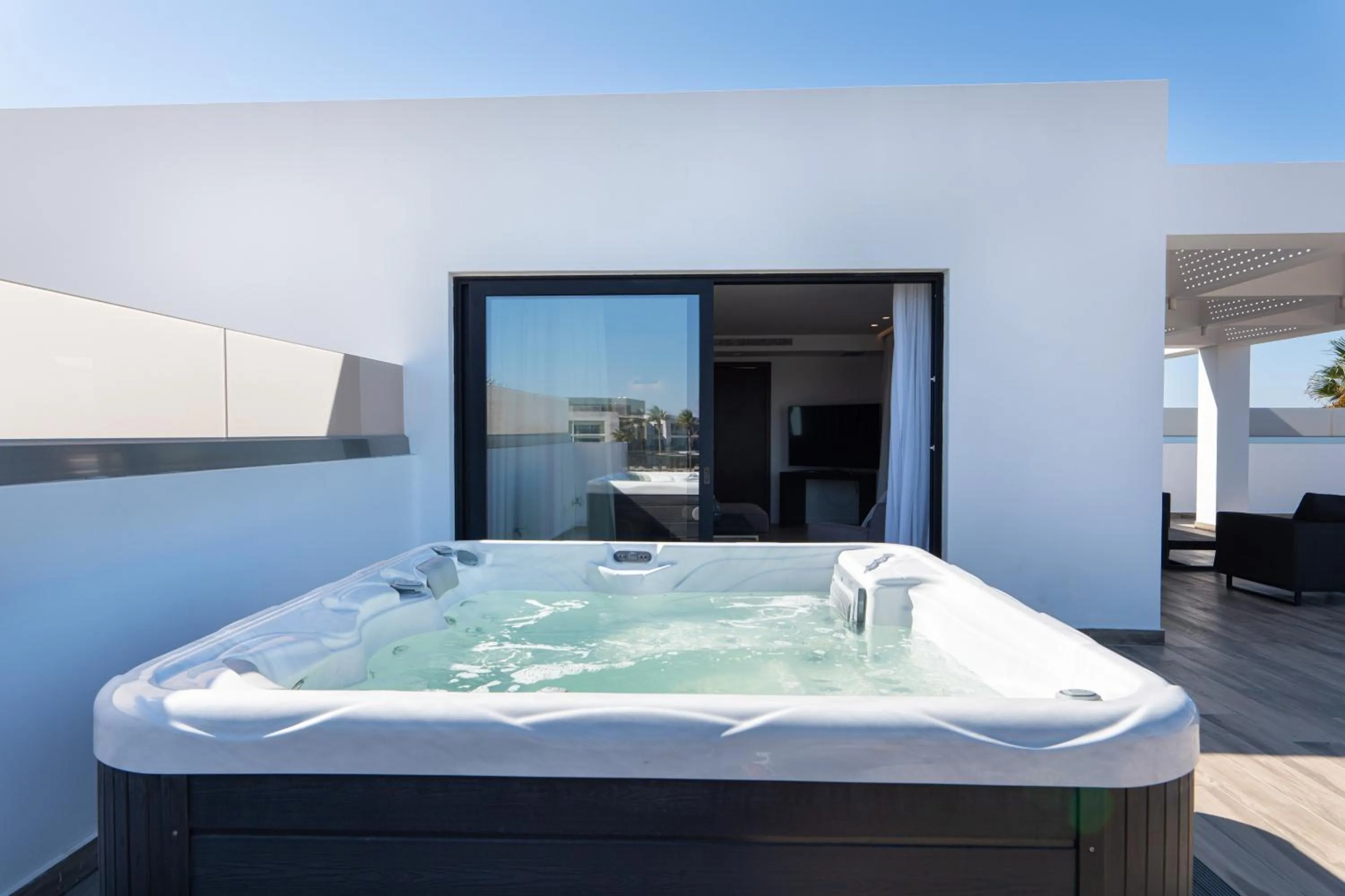 Hot Tub in Lango Design Hotel & Spa, Adults Only