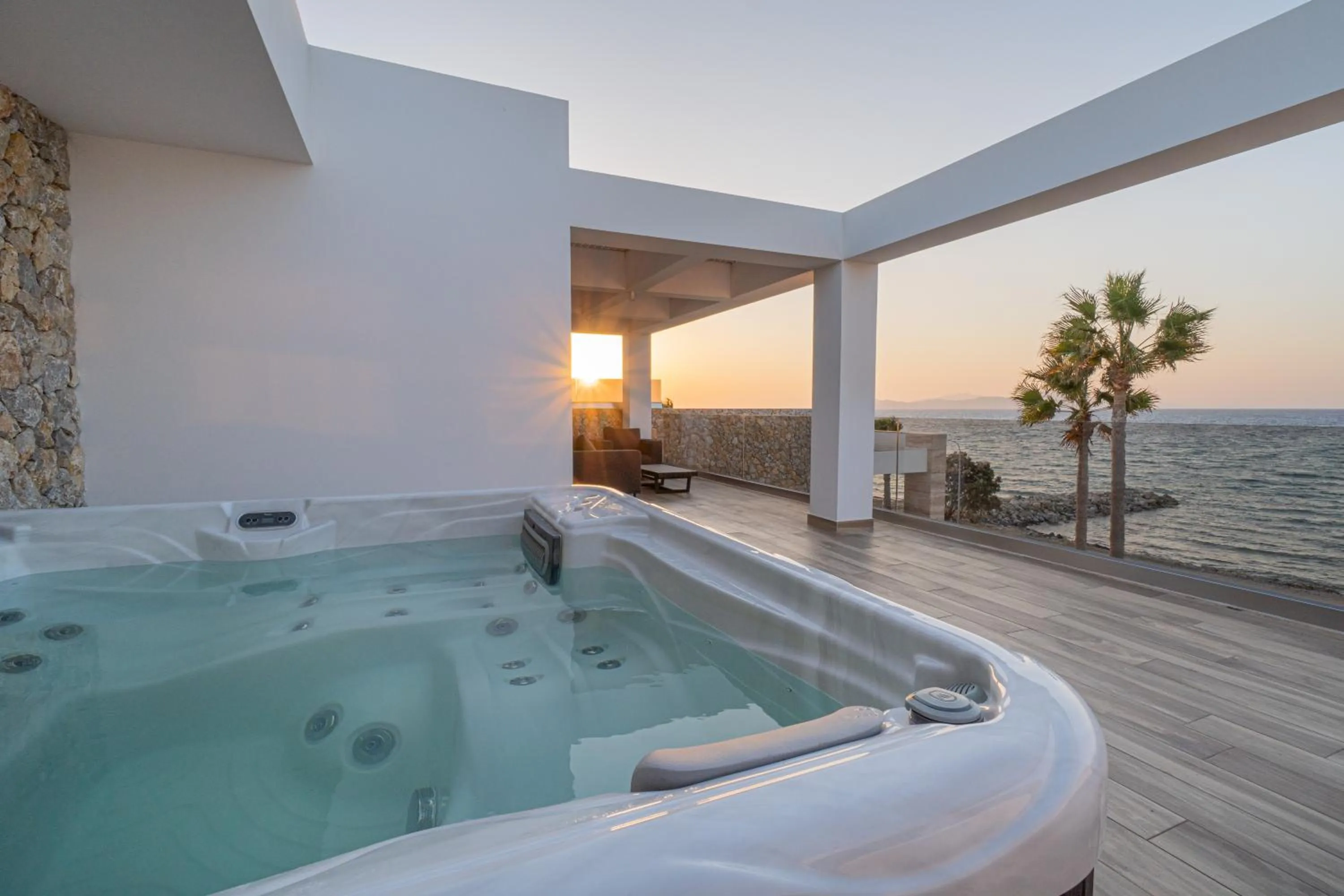 Hot Tub in Lango Design Hotel & Spa, Adults Only