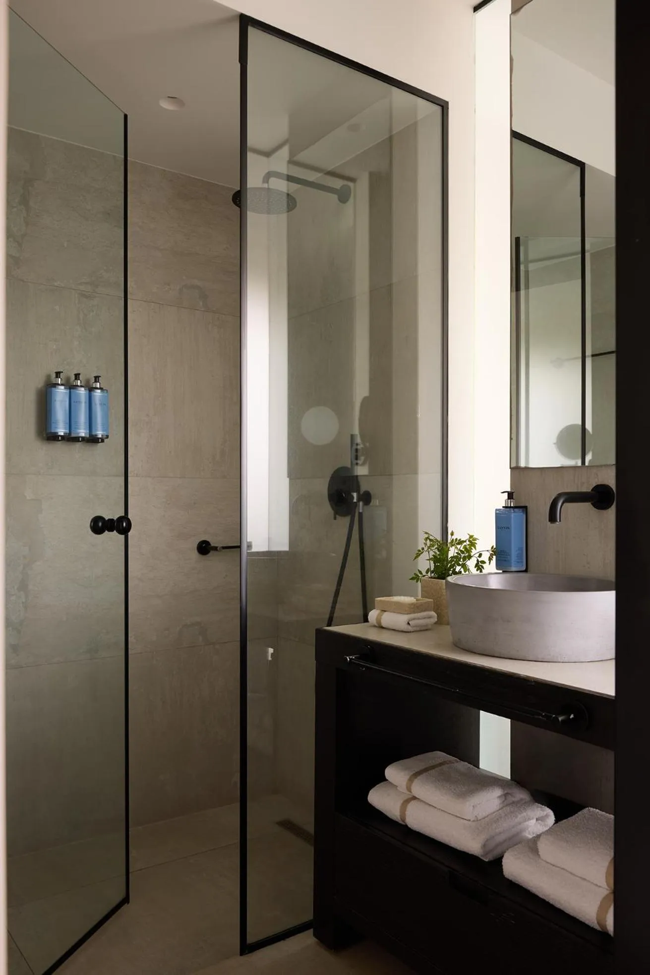 Bathroom in Lango Design Hotel & Spa, Adults Only