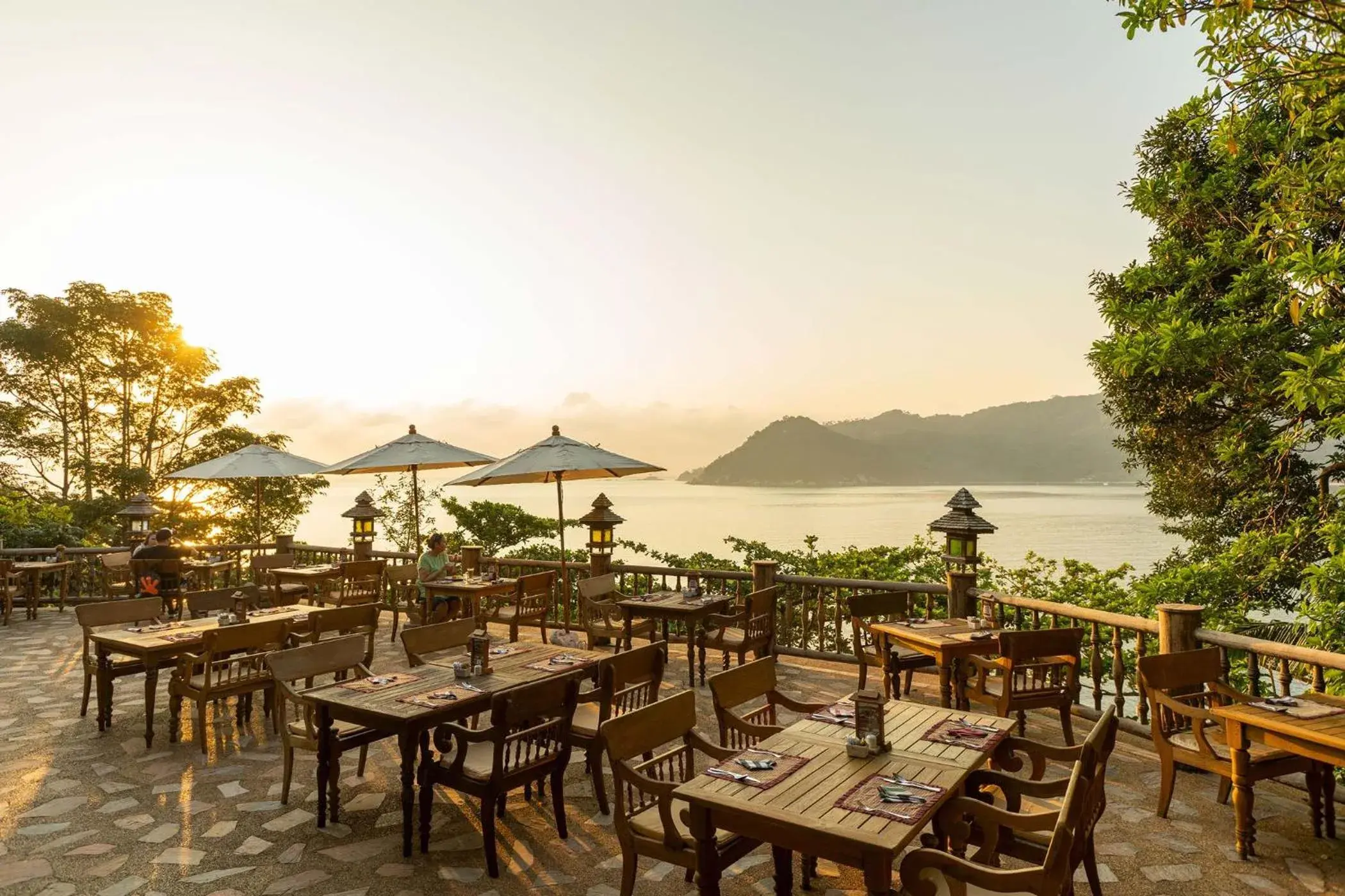 Restaurant/places to eat in Santhiya Koh Phangan Resort and Spa Restaurant/places to eat in Santhiya Koh Phangan Resort and Spa