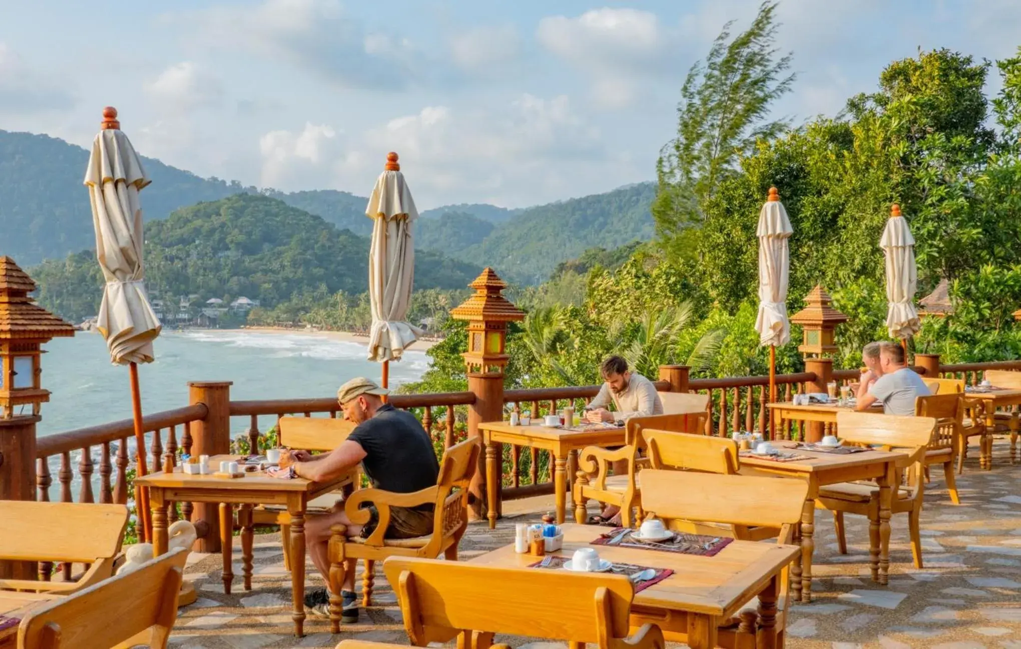 Restaurant/places to eat in Santhiya Koh Phangan Resort and Spa Restaurant/places to eat in Santhiya Koh Phangan Resort and Spa