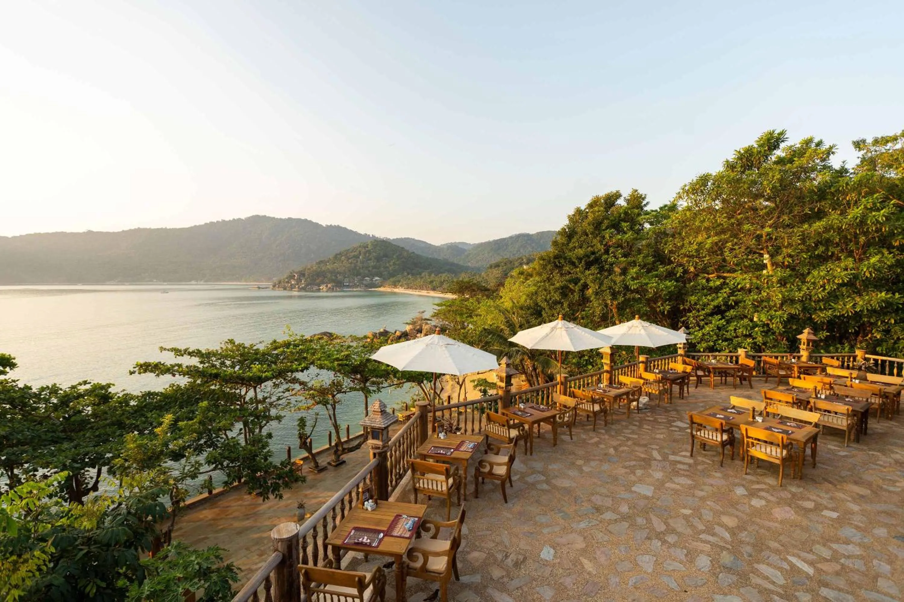 Restaurant/places to eat in Santhiya Koh Phangan Resort and Spa