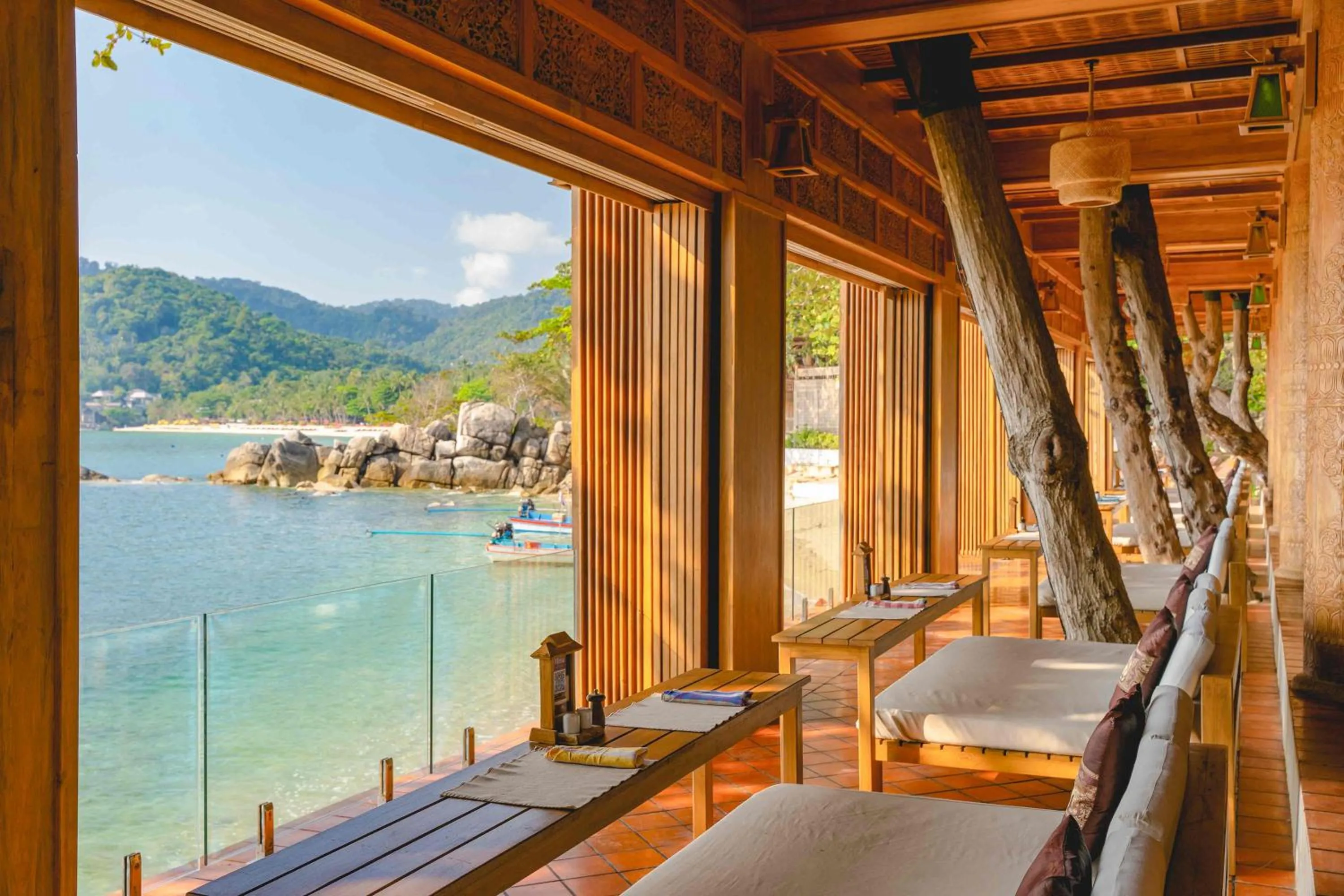 Restaurant/places to eat in Santhiya Koh Phangan Resort and Spa