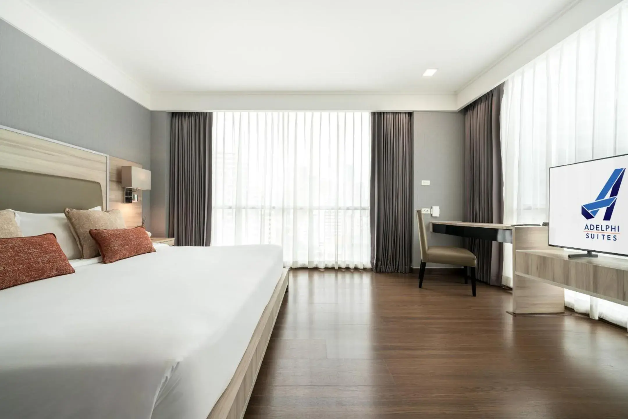 Bedroom, Bed in Adelphi Suites Bangkok Bedroom, Bed in Adelphi Suites Bangkok