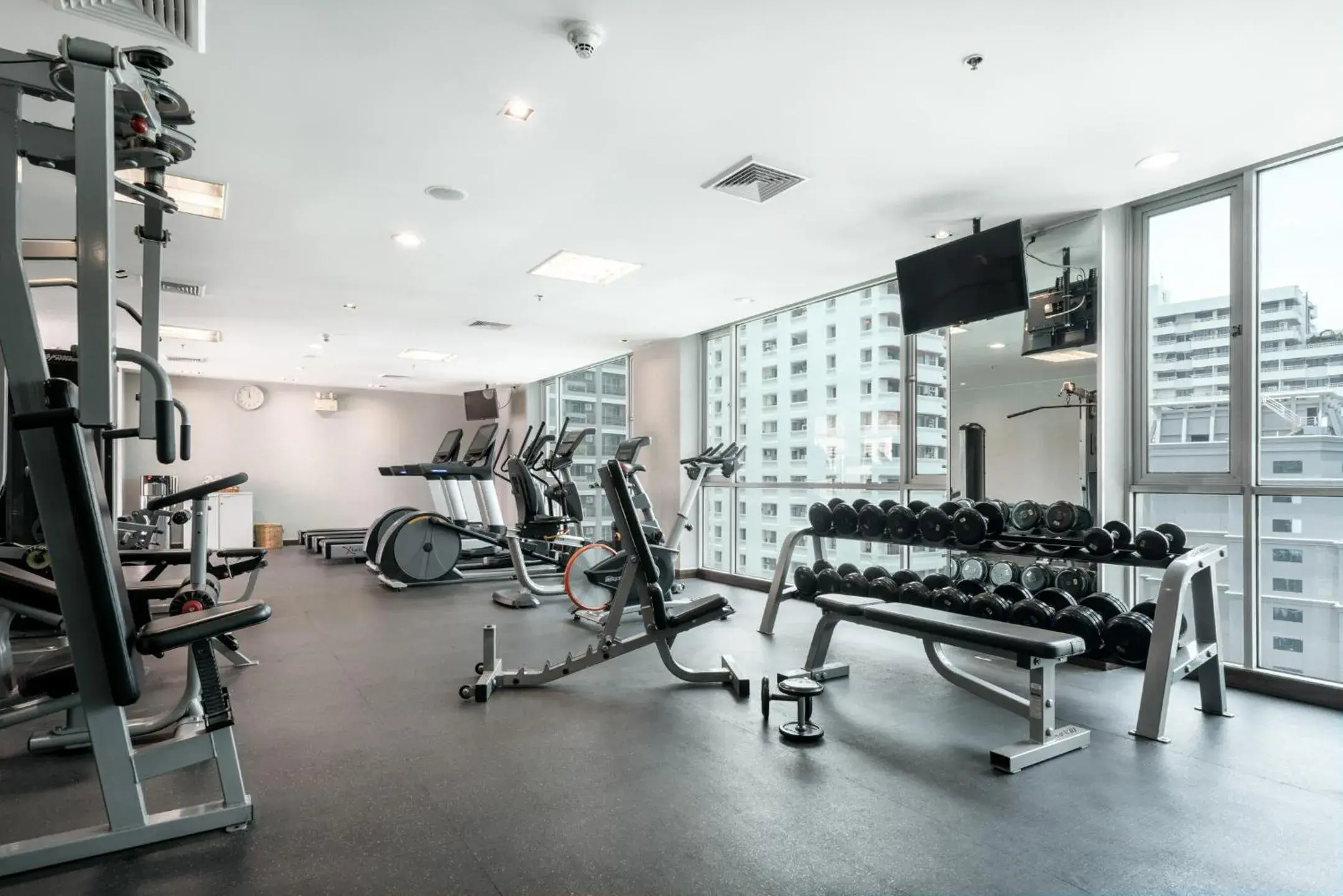 Fitness centre/facilities in Adelphi Suites Bangkok Fitness centre/facilities in Adelphi Suites Bangkok