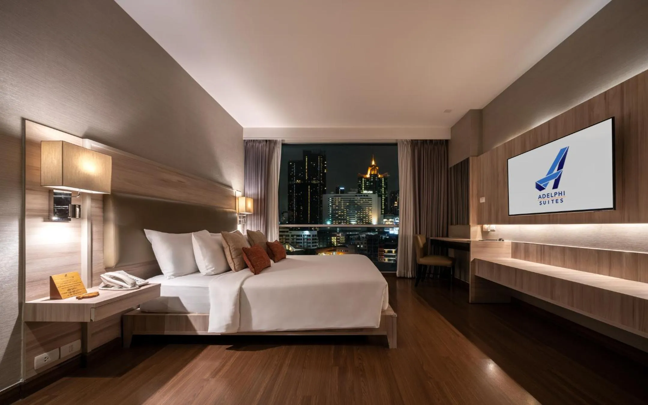 View (from property/room), Bed in Adelphi Suites Bangkok