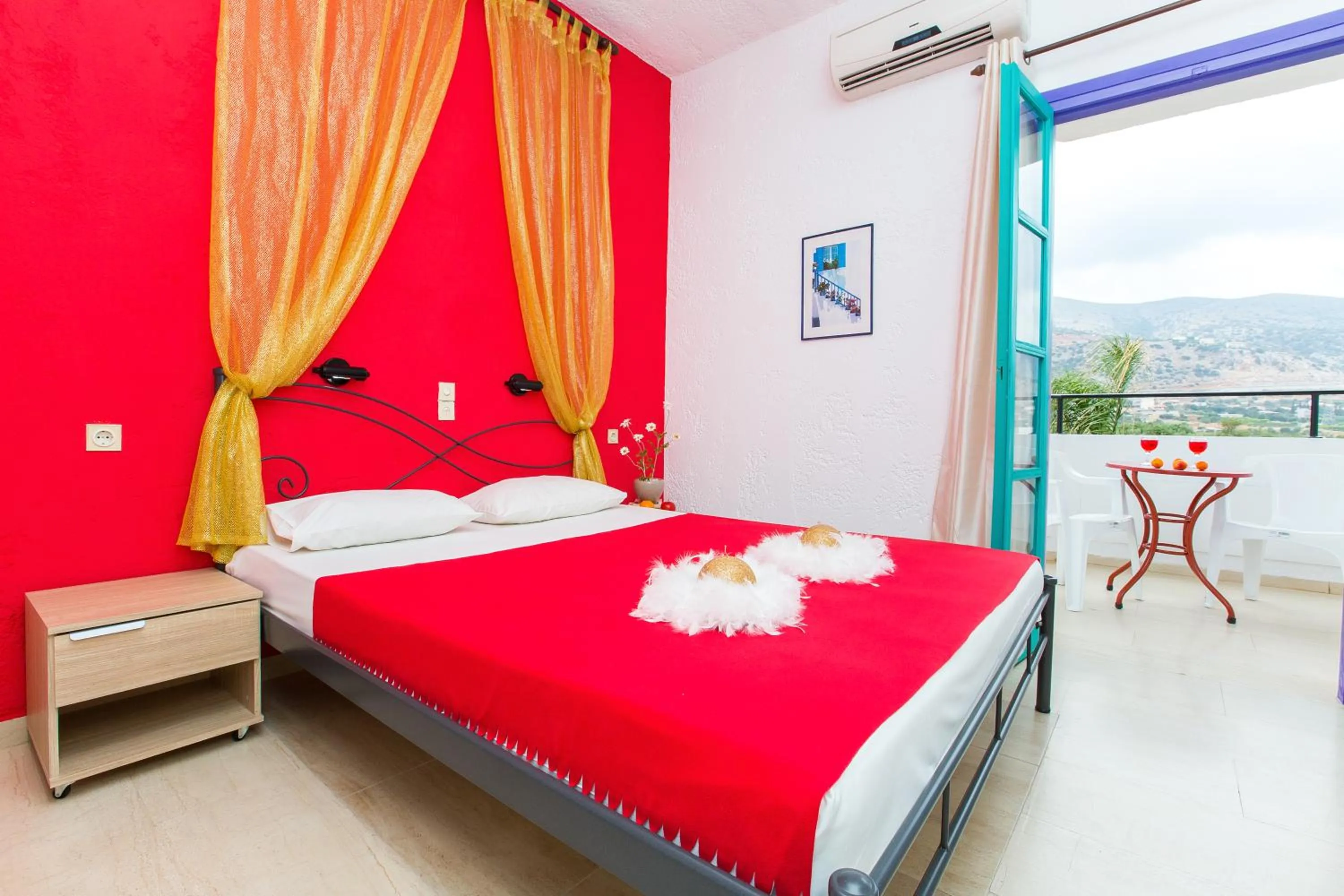 Balcony/Terrace, Bed in Litsa Studios