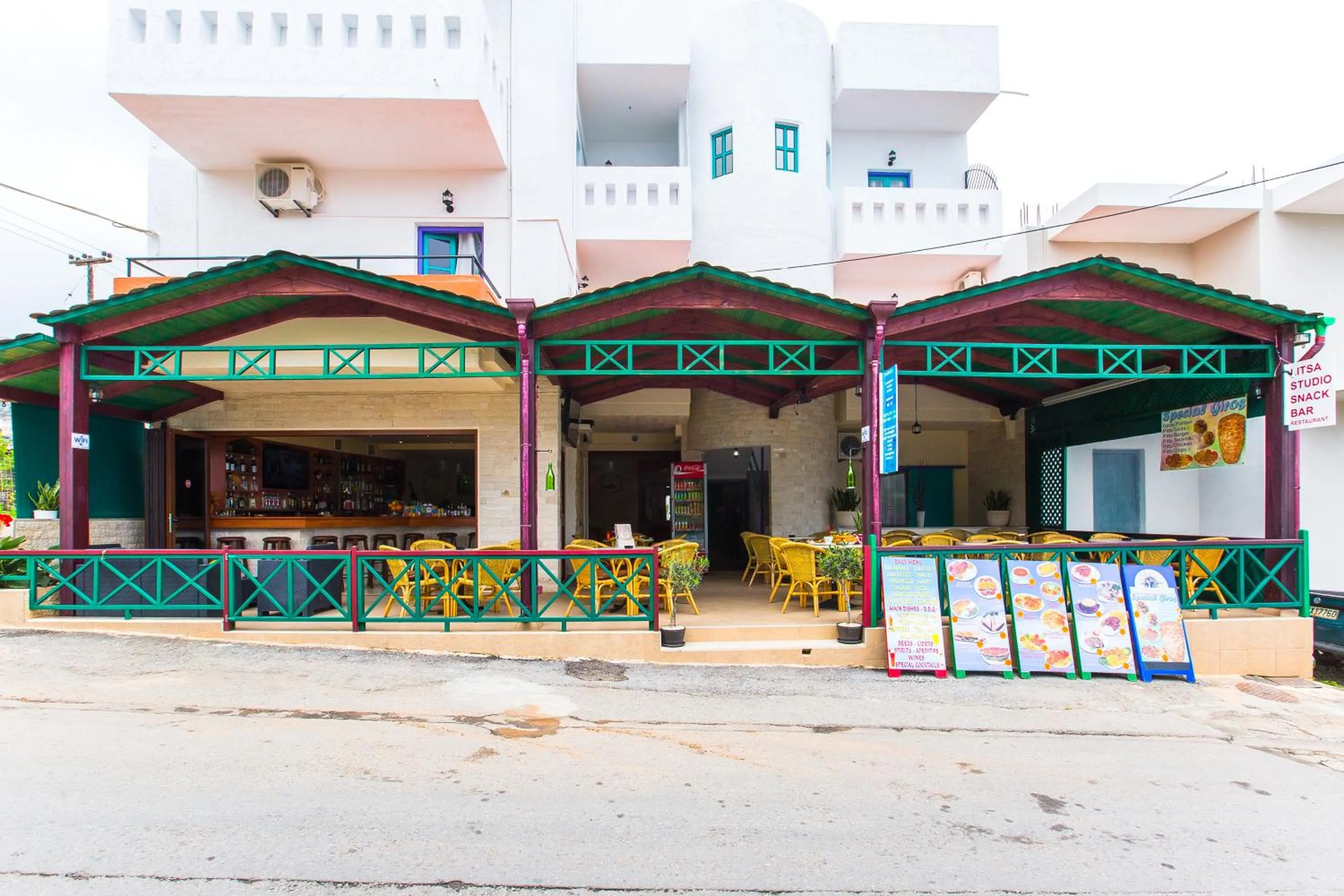 Facade/entrance in Litsa Studios