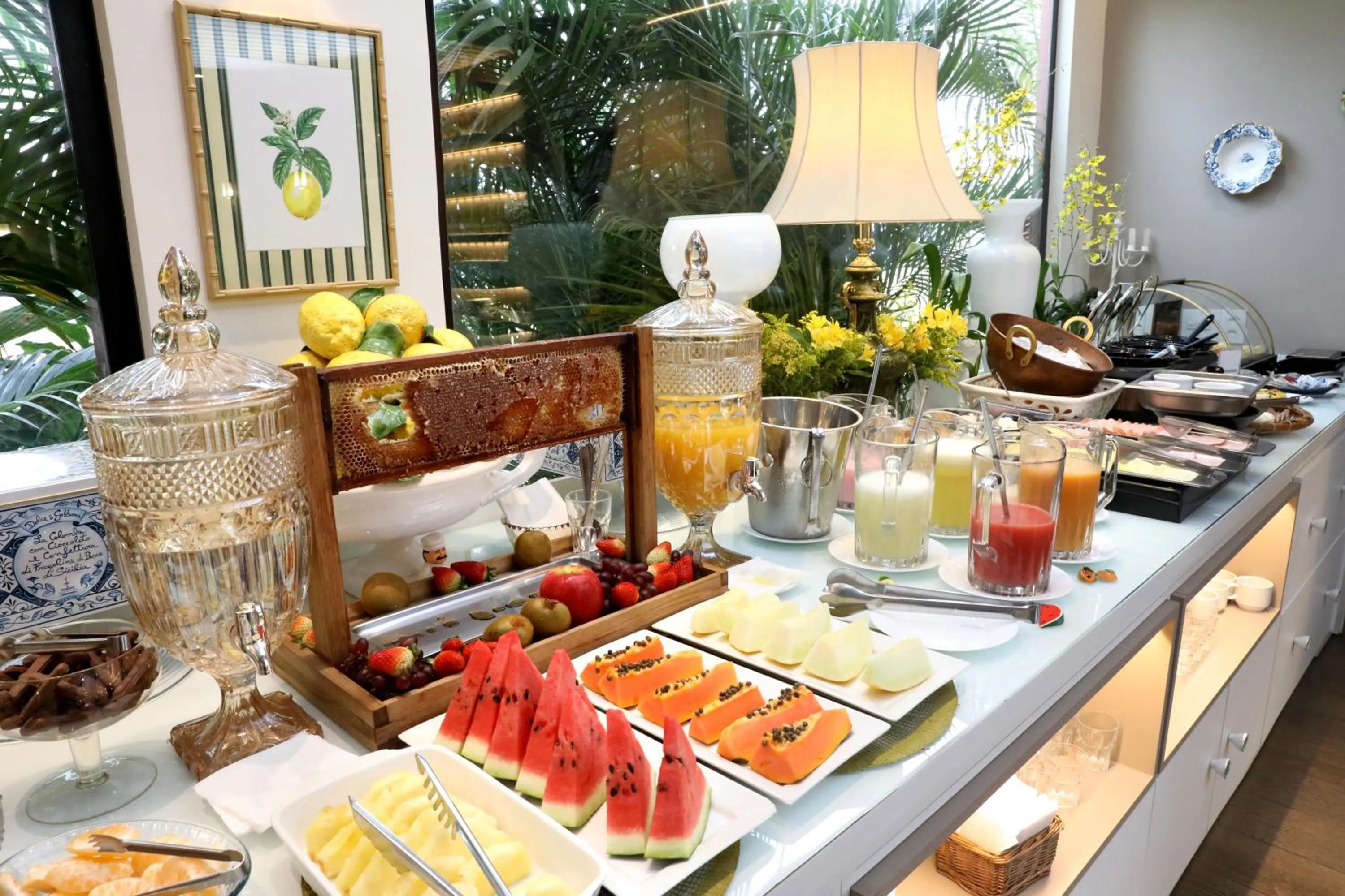 Food and drinks in Hotel Roda D'Agua