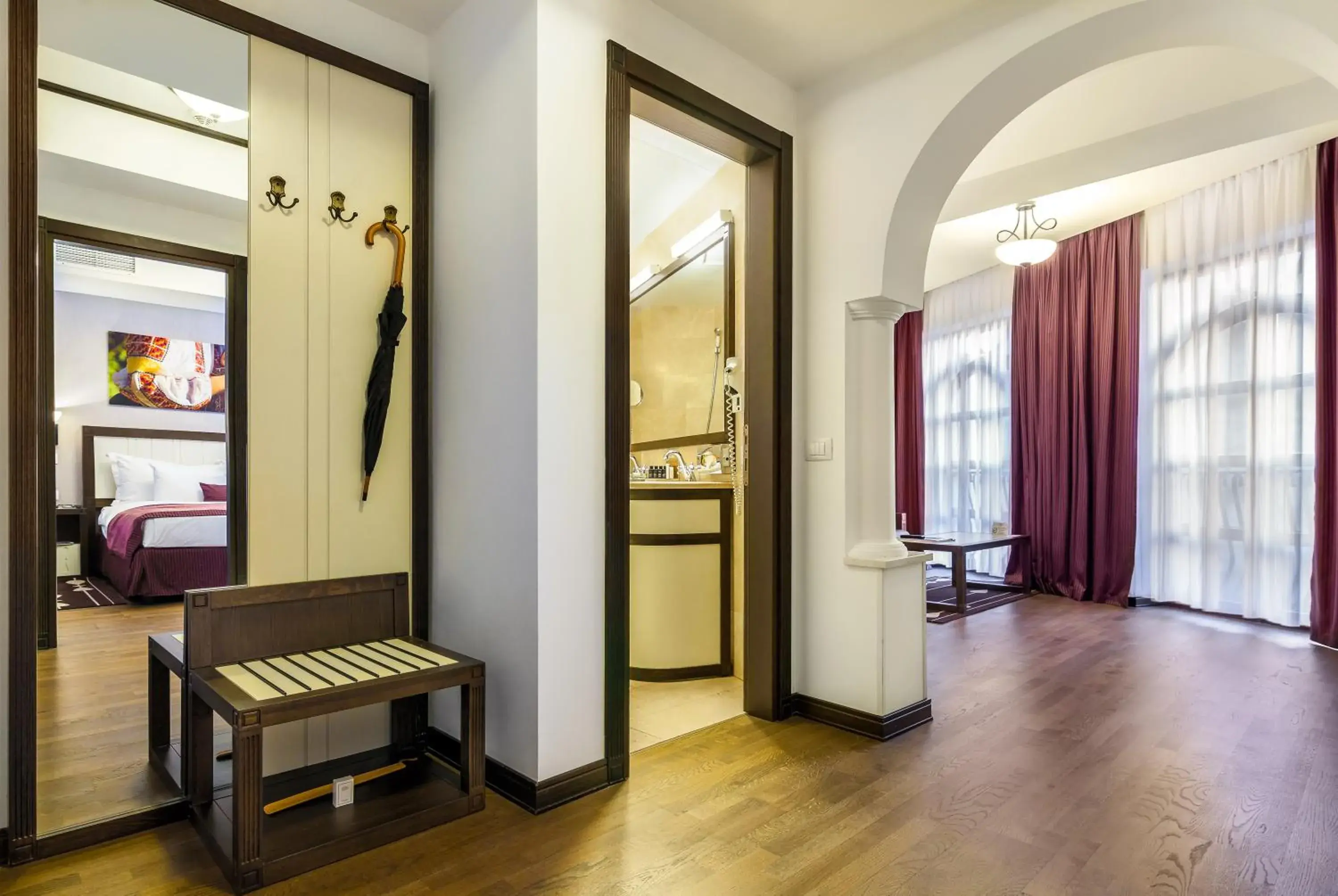 Bathroom, Bed in Epoque Hotel - Relais & Chateaux Bathroom, Bed in Epoque Hotel - Relais & Chateaux