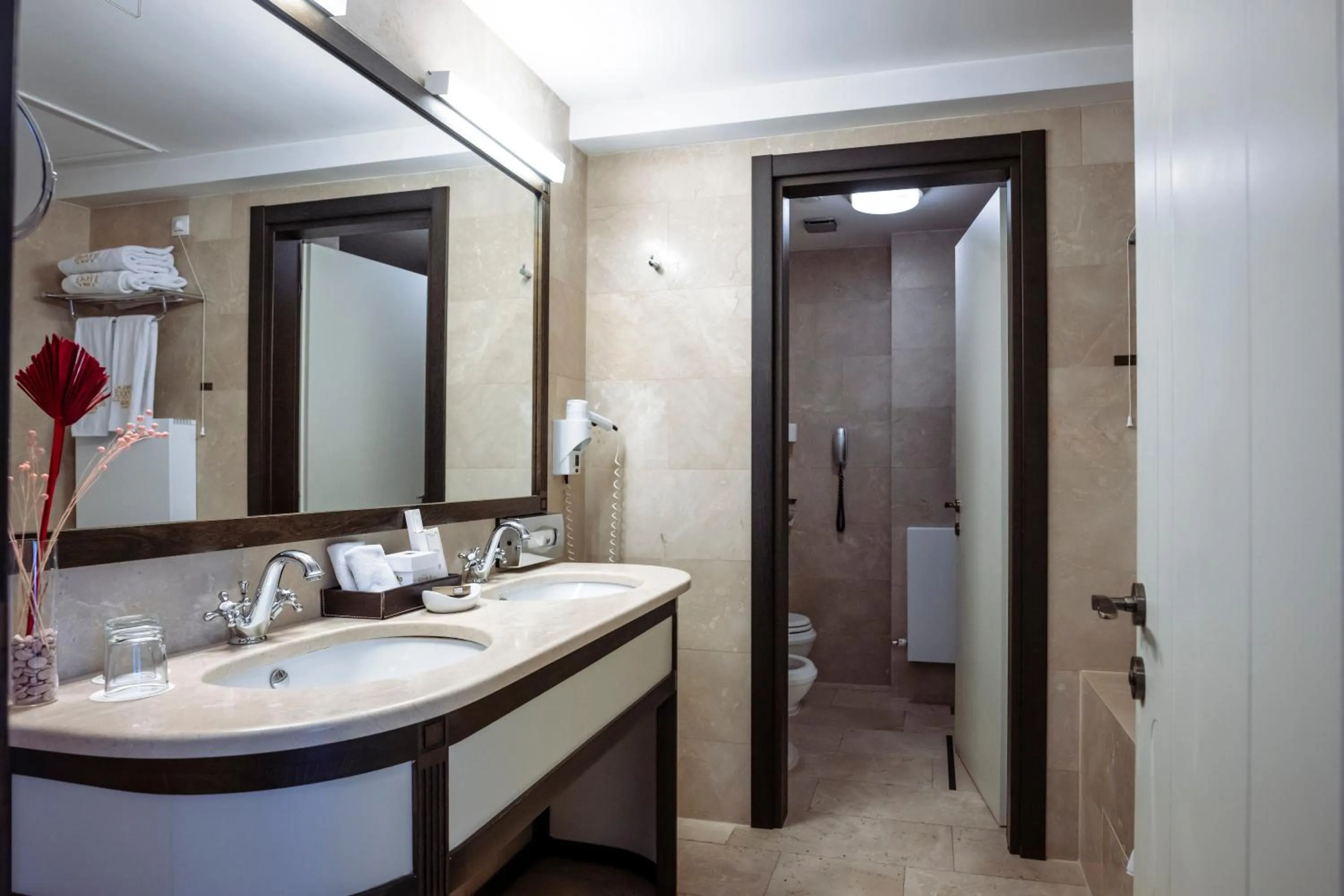 Bathroom in Epoque Hotel - Relais & Chateaux