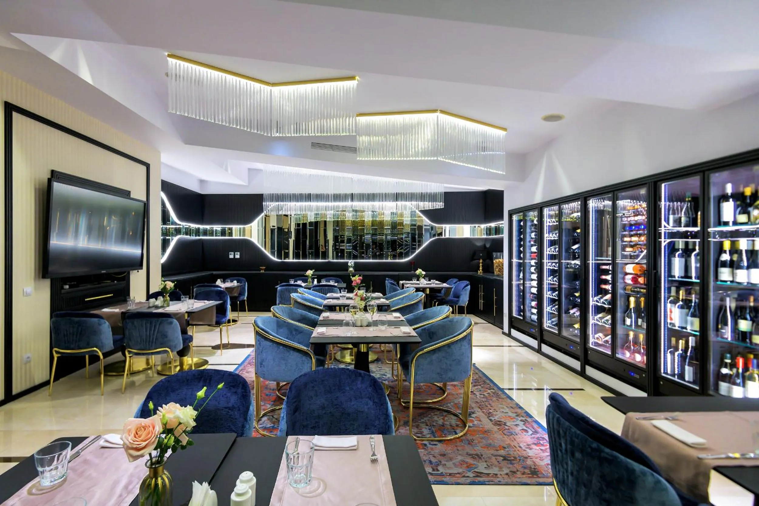 Restaurant/places to eat in Epoque Hotel - Relais & Chateaux