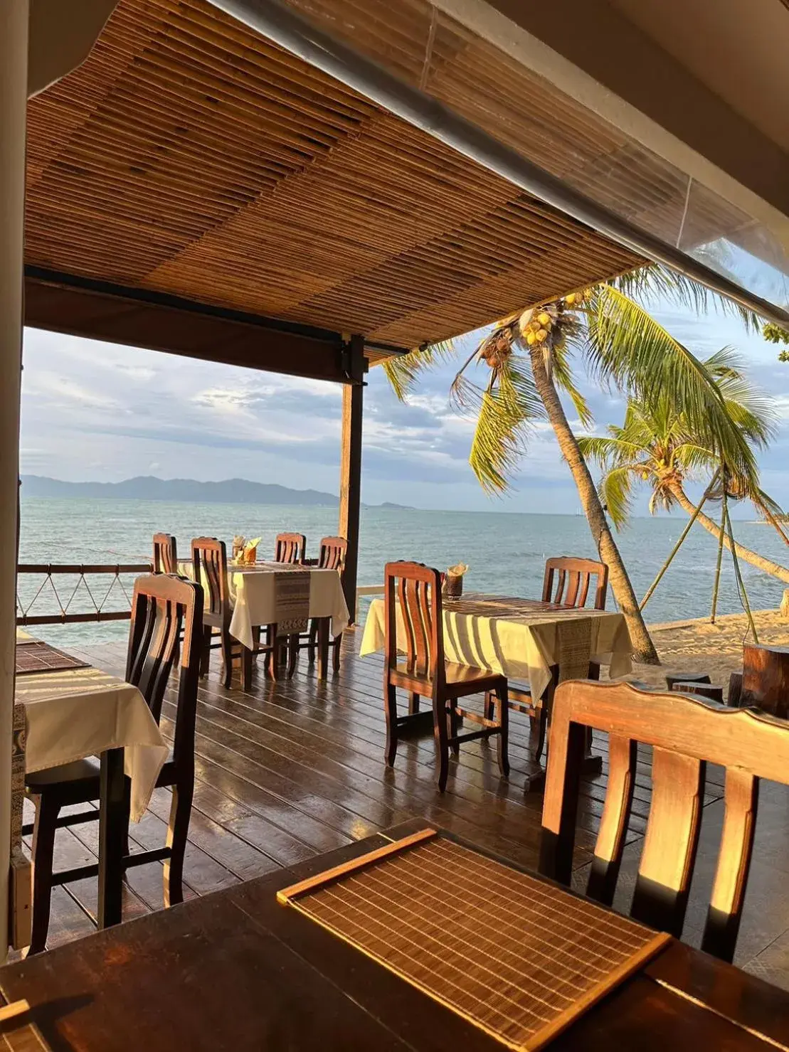 Restaurant/places to eat in Adarin Beach Resort Restaurant/places to eat in Adarin Beach Resort