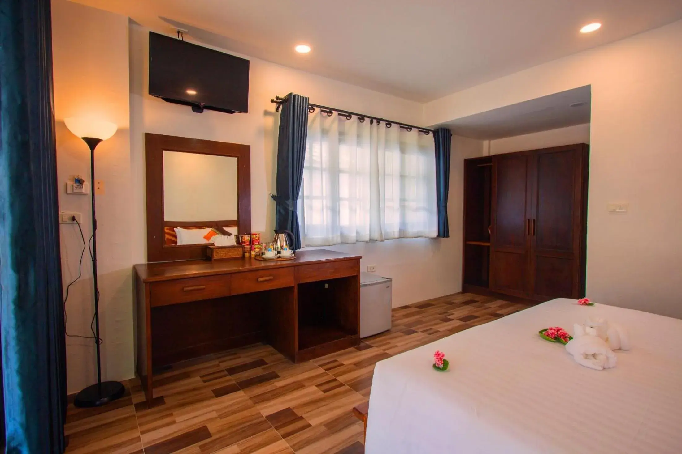 Bedroom, Bed in Adarin Beach Resort Bedroom, Bed in Adarin Beach Resort