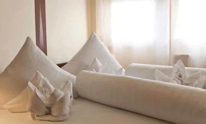 Day, Bed in Hotel Riviera