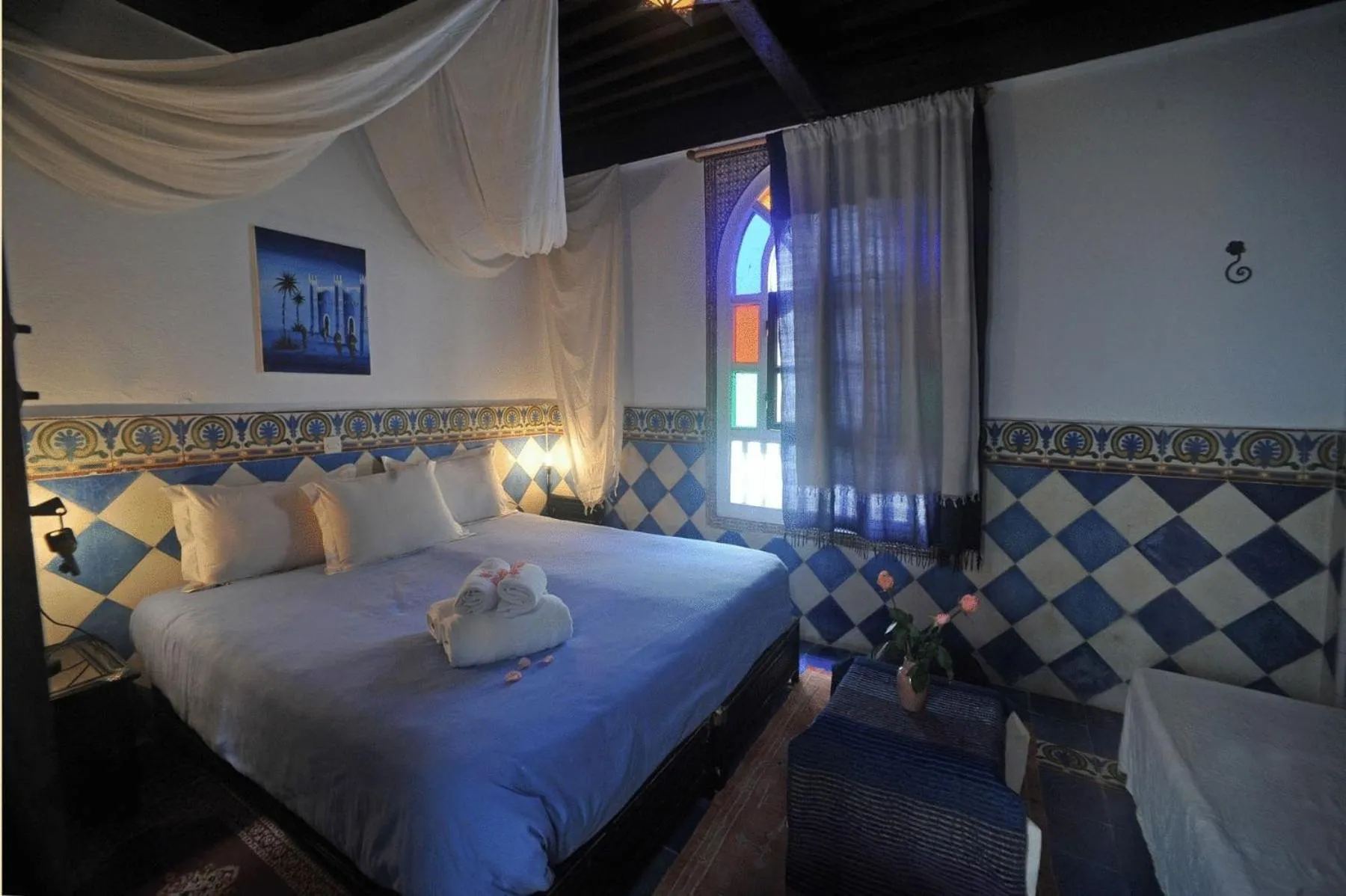 Photo of the whole room, Bed in Dar El Paco