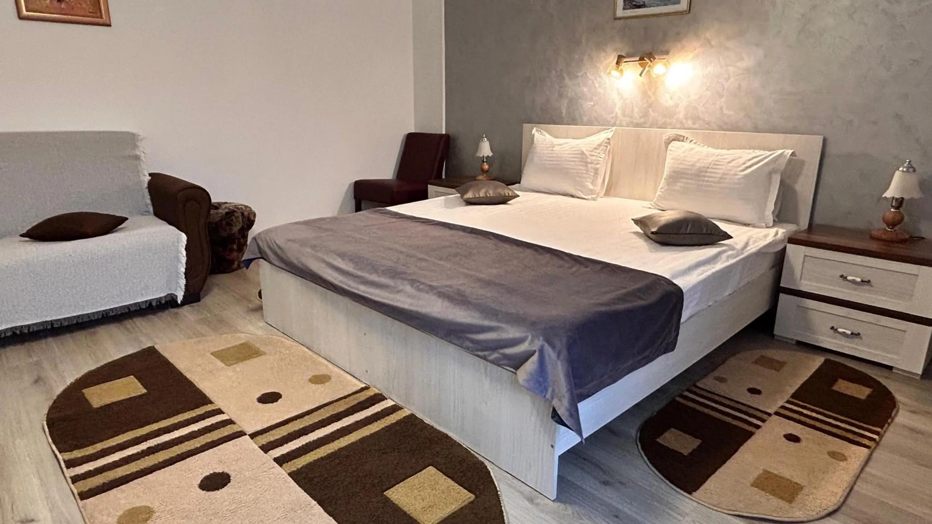 Photo of the whole room, Bed in Hotel Suprem