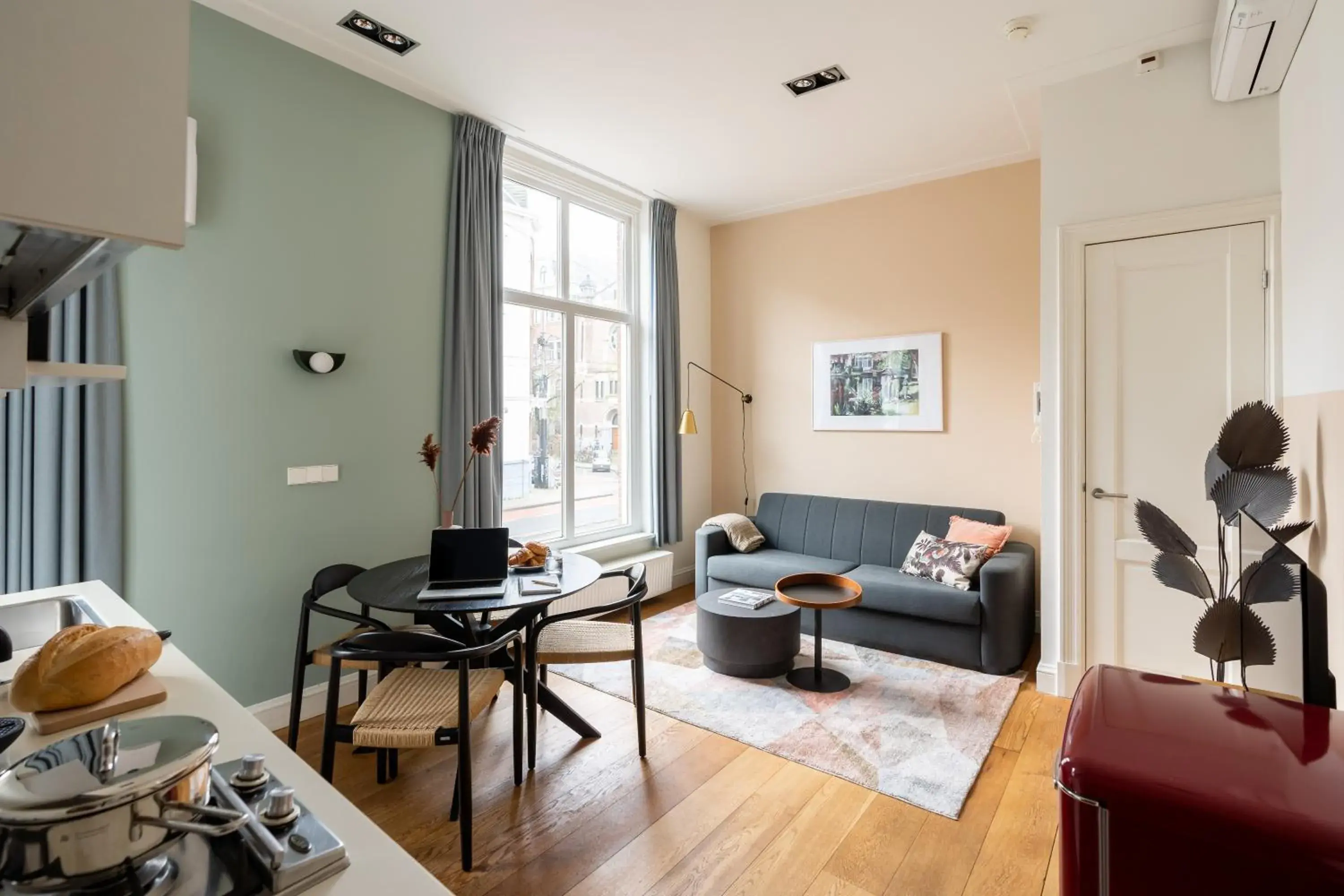 One-Bedroom Apartment (4 Adults) in Numa Amsterdam Helmers One-Bedroom Apartment (4 Adults) in Numa Amsterdam Helmers