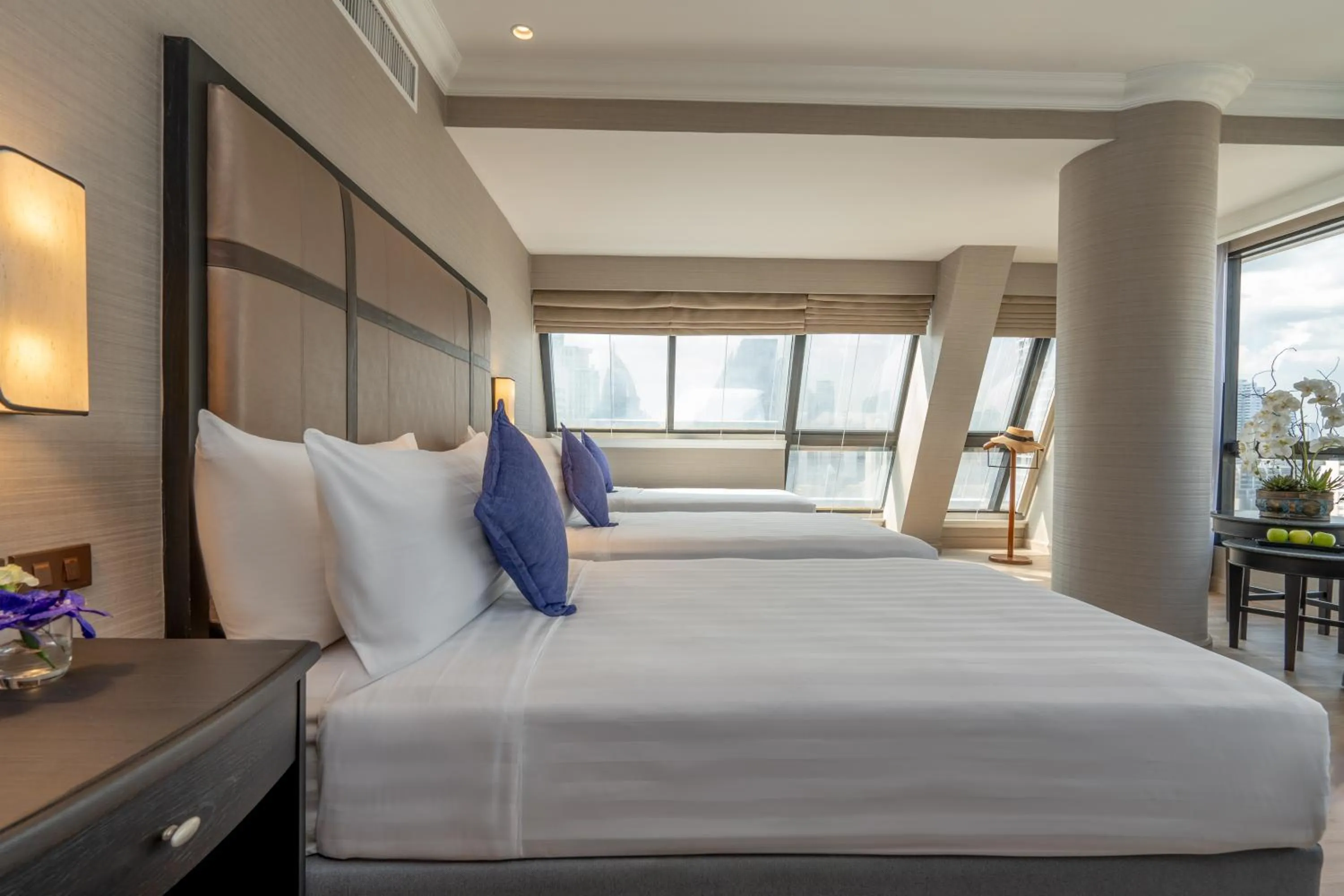 Photo of the whole room, Bed in NH Bangkok Sukhumvit Boulevard