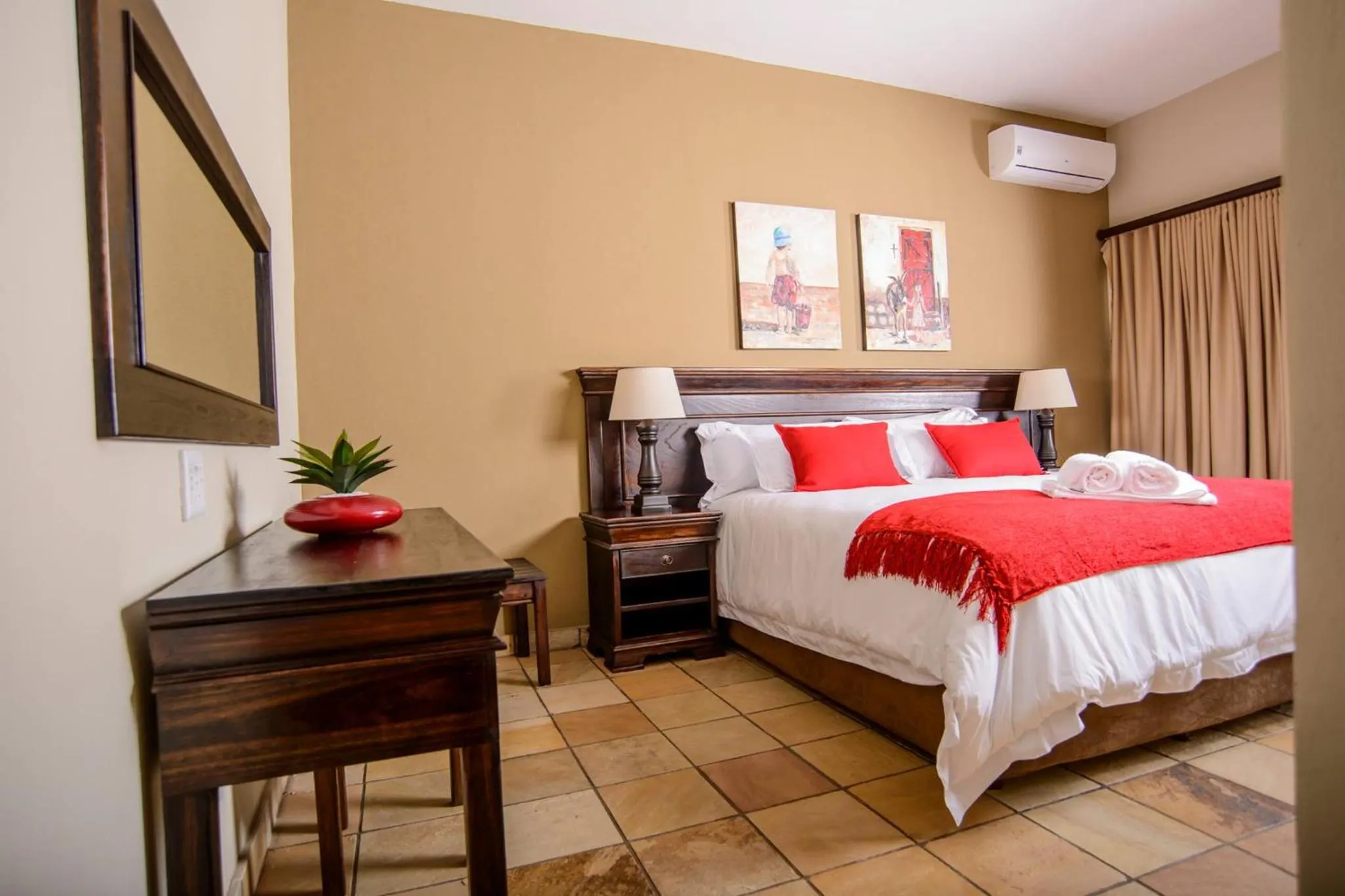 Bed in Nkomazi Kruger Lodge & Spa