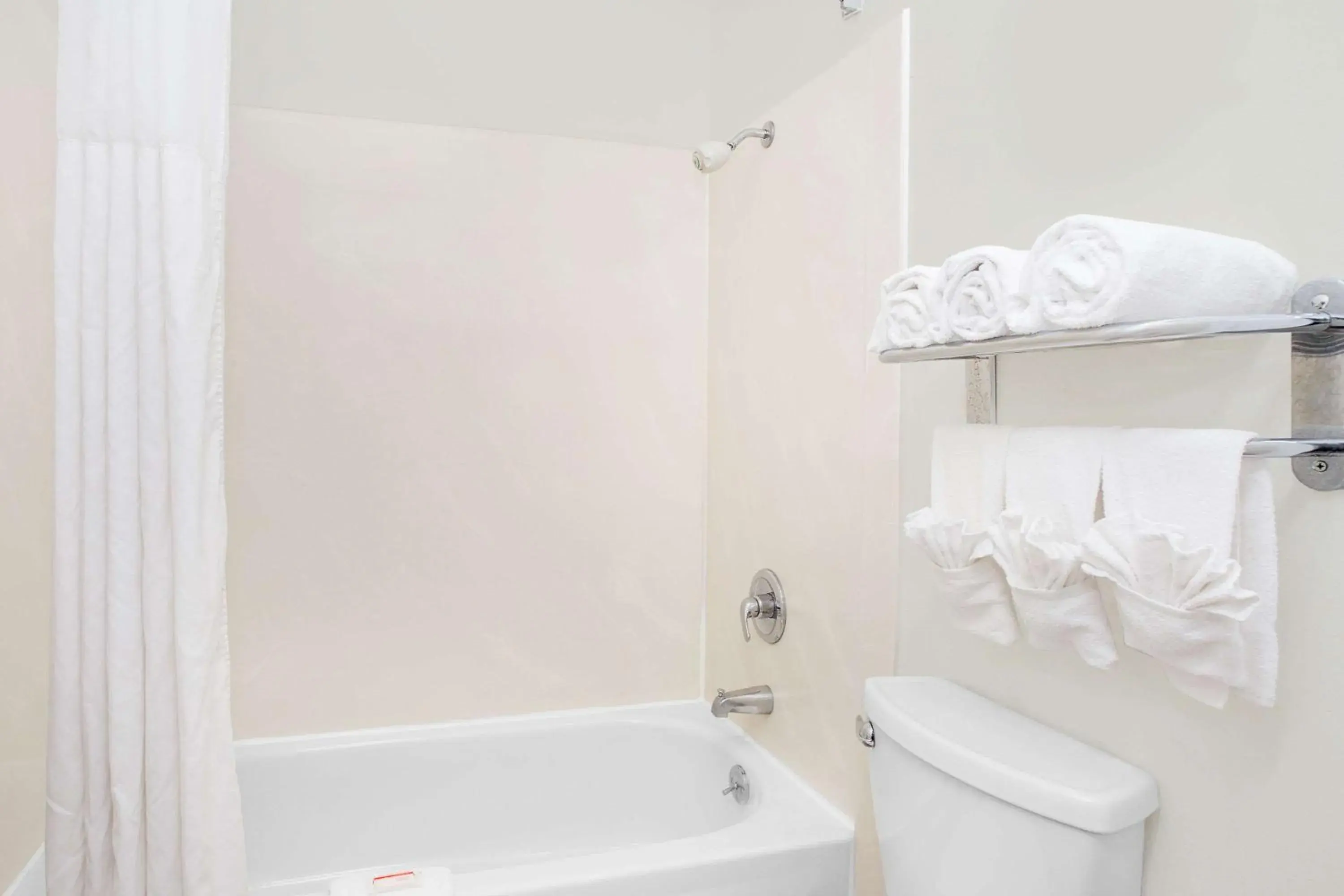 Days Inn by Wyndham Turlock Days Inn by Wyndham Turlock