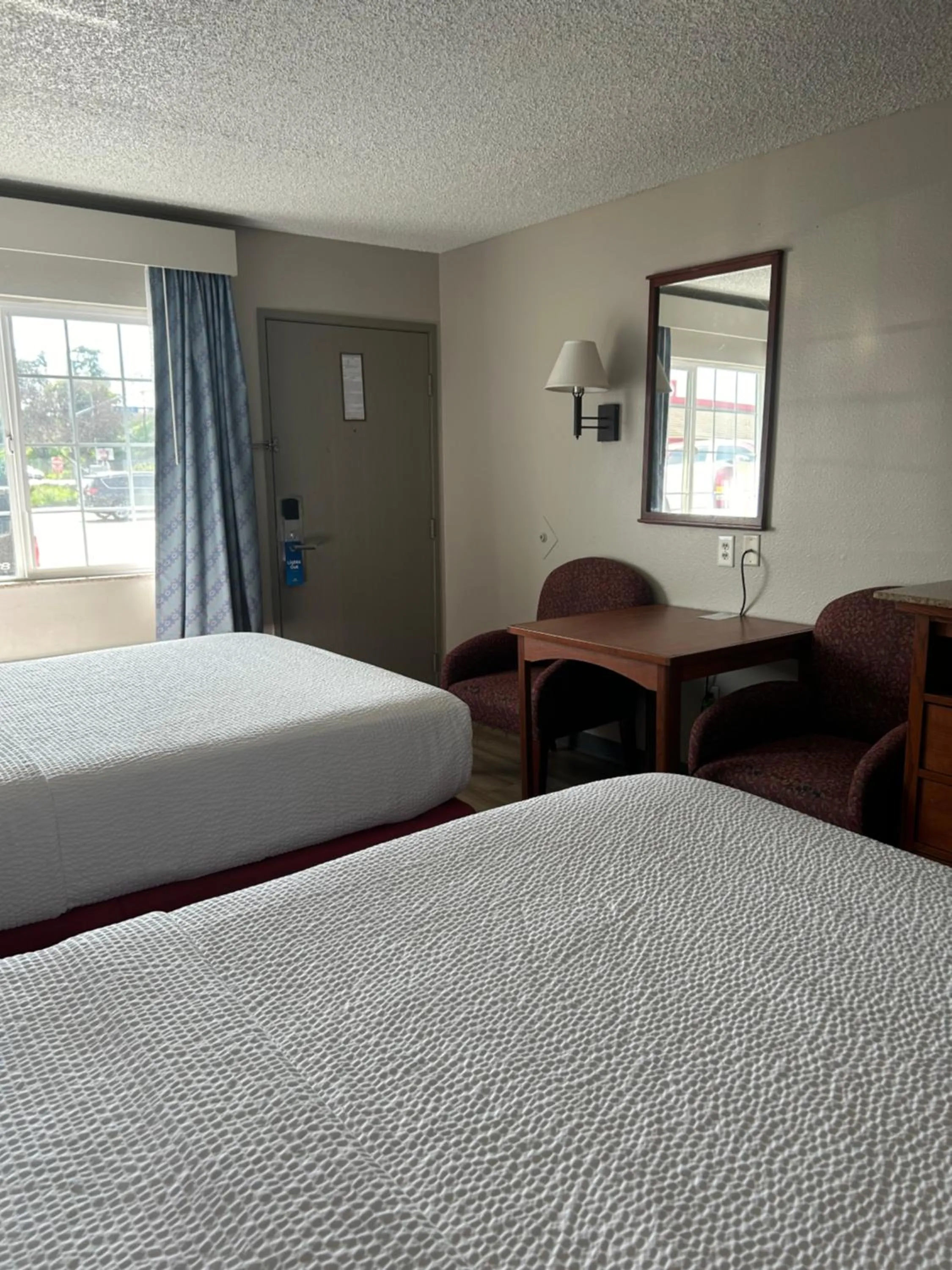 Bedroom, Bed in Days Inn by Wyndham Turlock