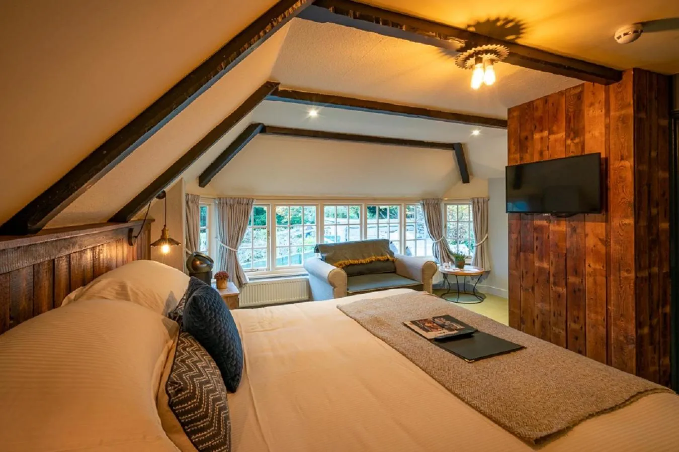 TV and multimedia, Bed in Castle Inn