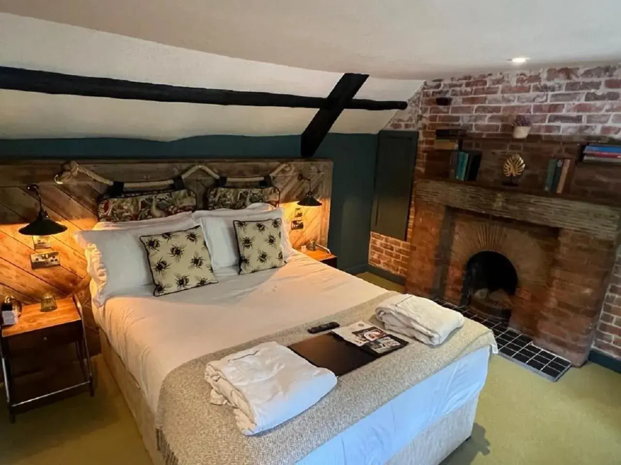 Superior Double Room in Castle Inn Superior Double Room in Castle Inn