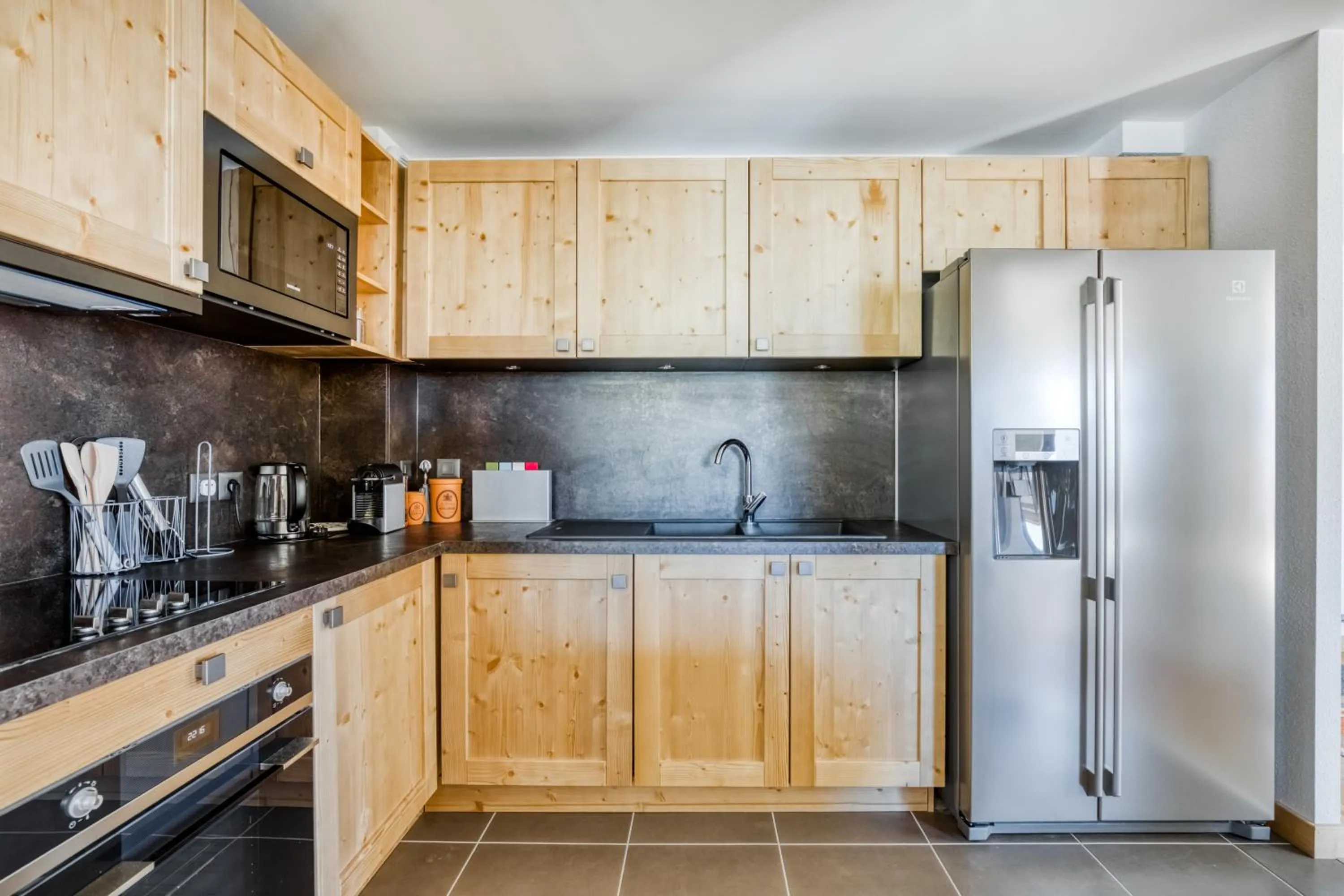 Kitchen or kitchenette in TERRESENS - Les Fermes du Mont-Blanc