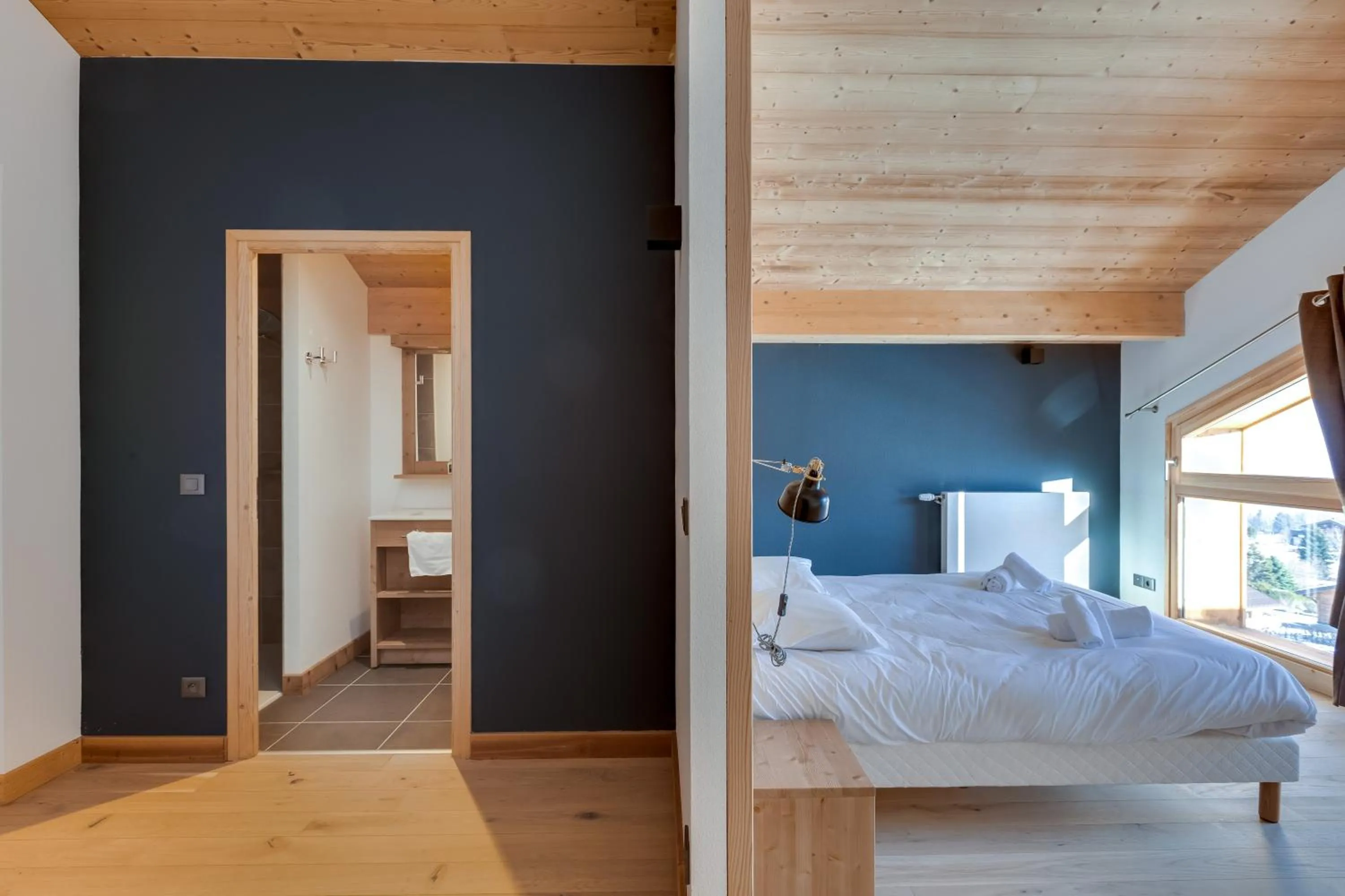 Photo of the whole room, Bed in TERRESENS - Les Fermes du Mont-Blanc
