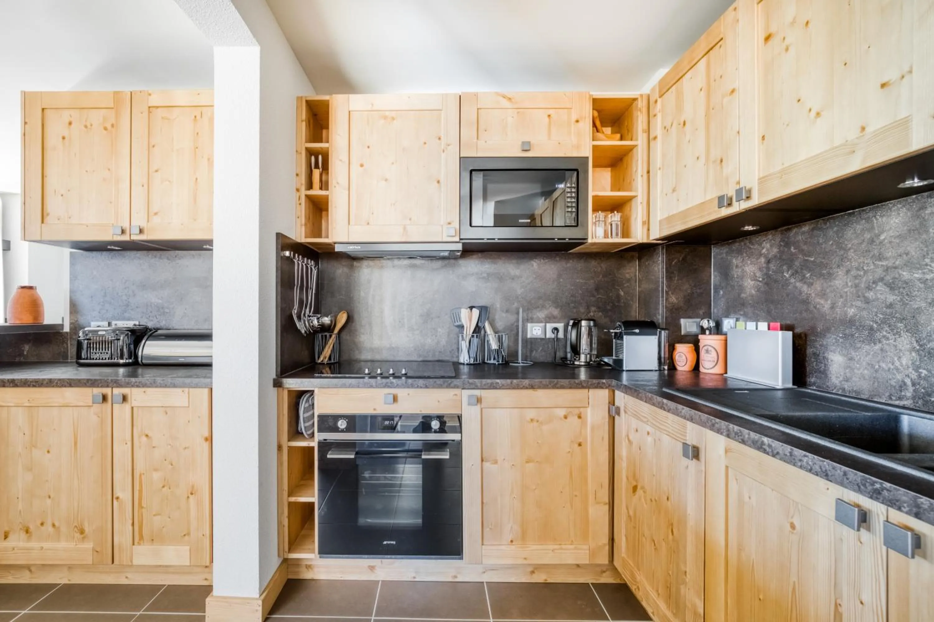 Kitchen or kitchenette in TERRESENS - Les Fermes du Mont-Blanc