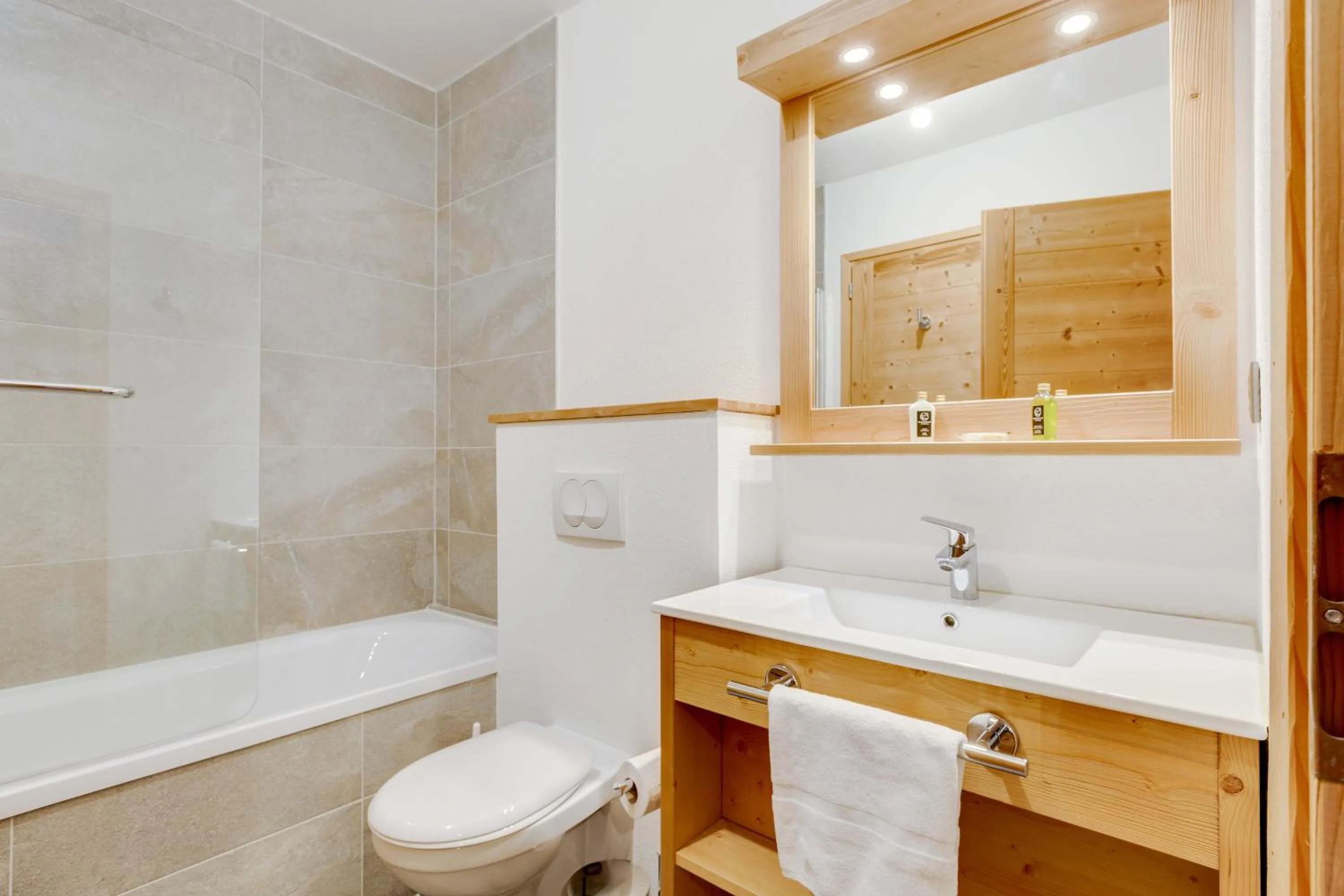 Bathroom in TERRESENS - Les Fermes du Mont-Blanc
