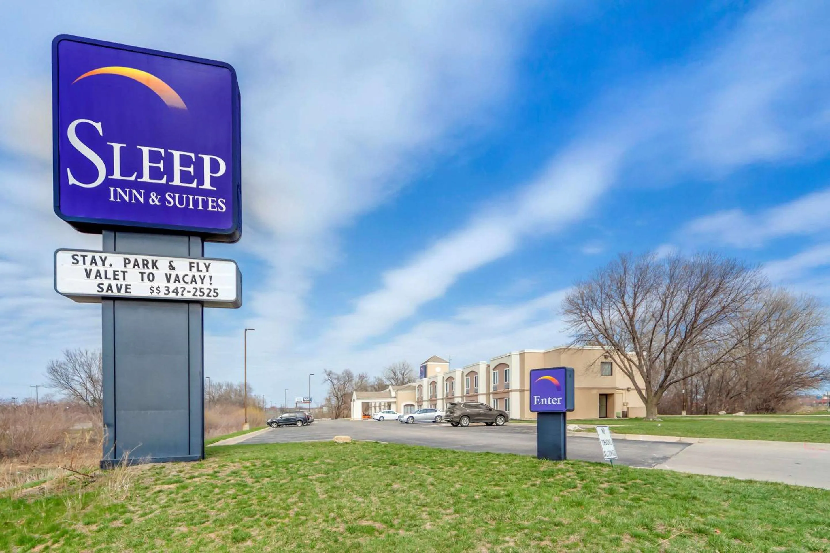 Property building in Sleep Inn & Suites Omaha Airport