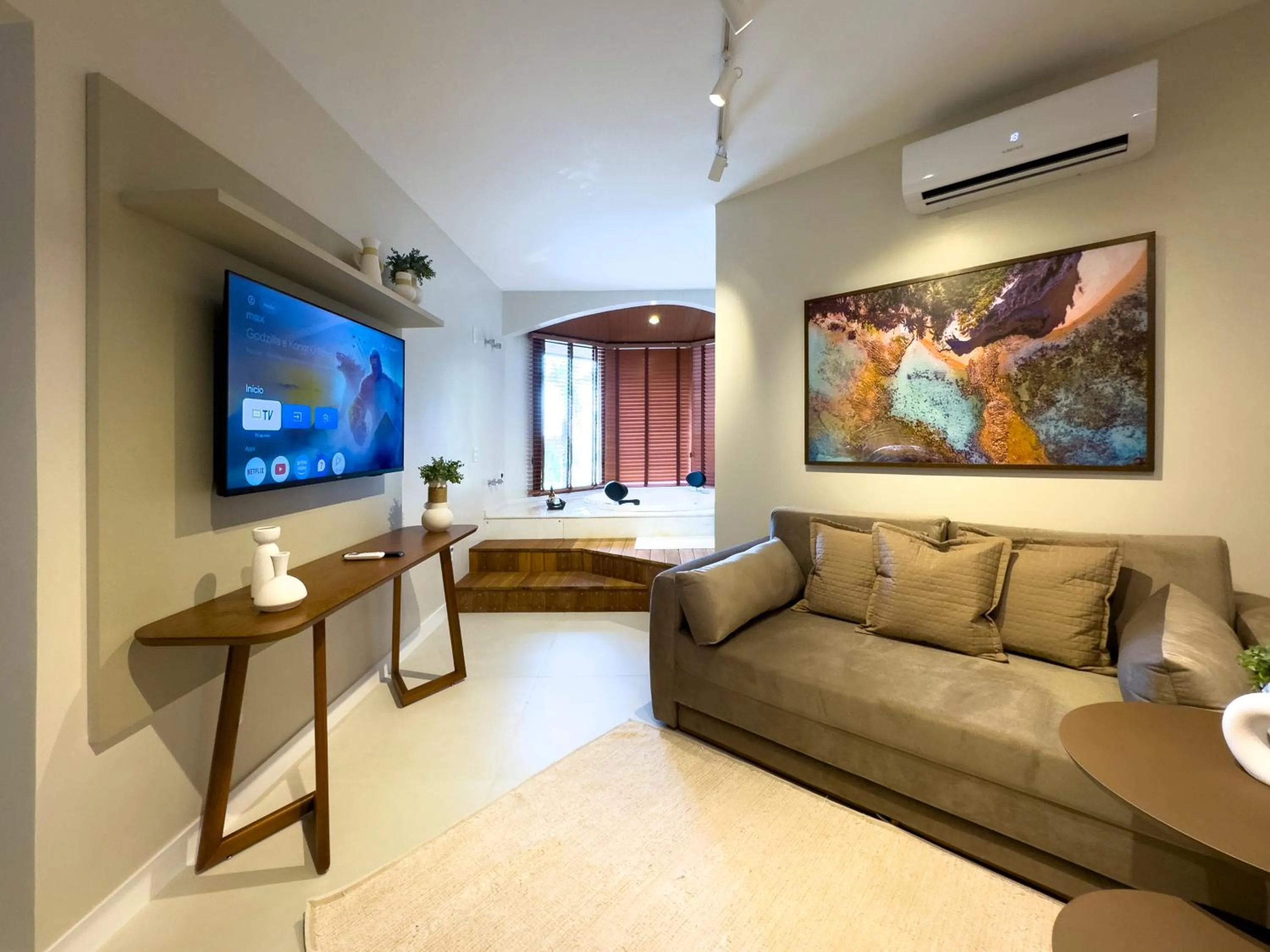 Restaurant/places to eat in Best Western Shalimar Praia Hotel