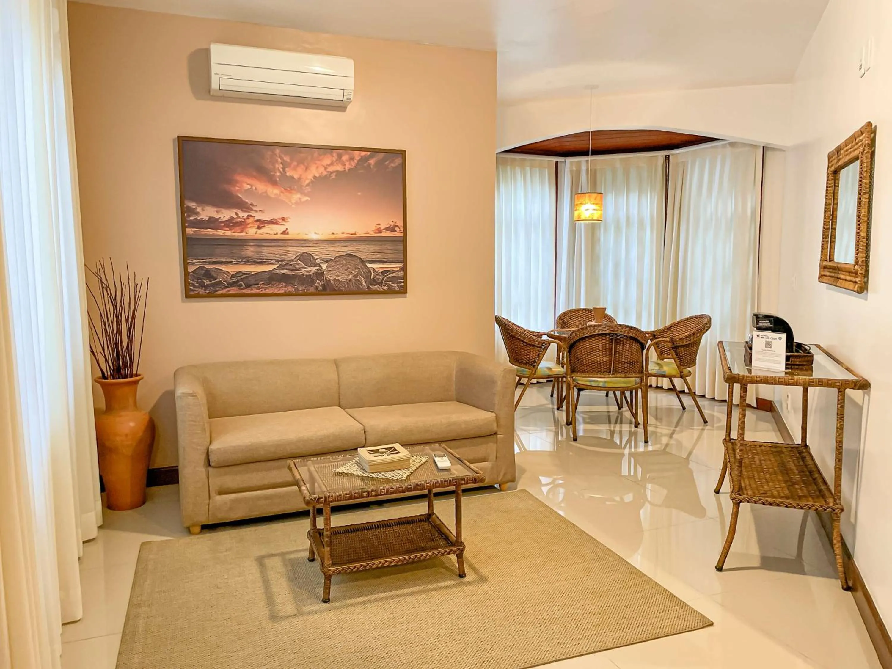 Photo of the whole room in Best Western Shalimar Praia Hotel