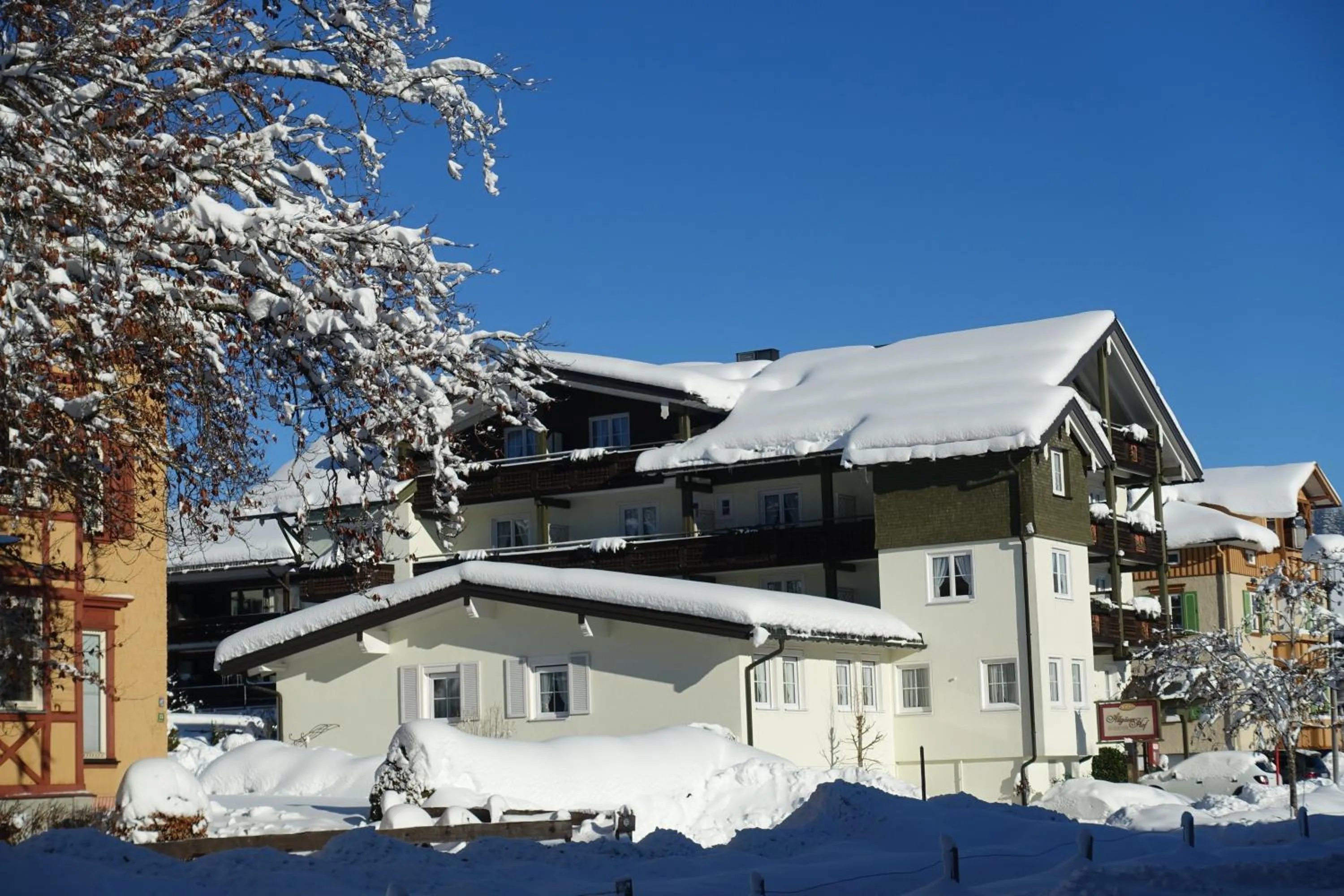 Property building, Winter in Hotel Allgäuer Hof