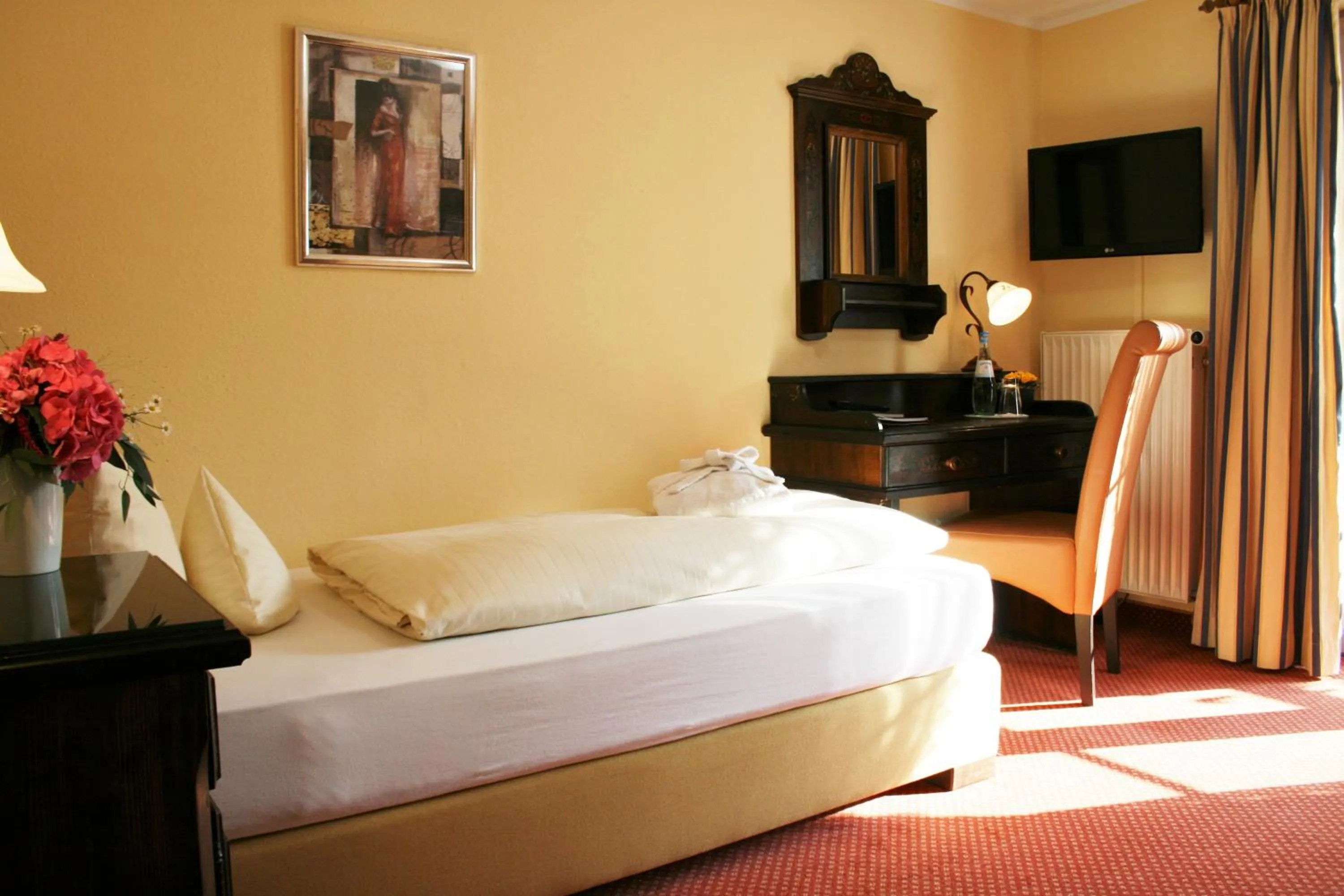 Bed in Hotel Allgäuer Hof