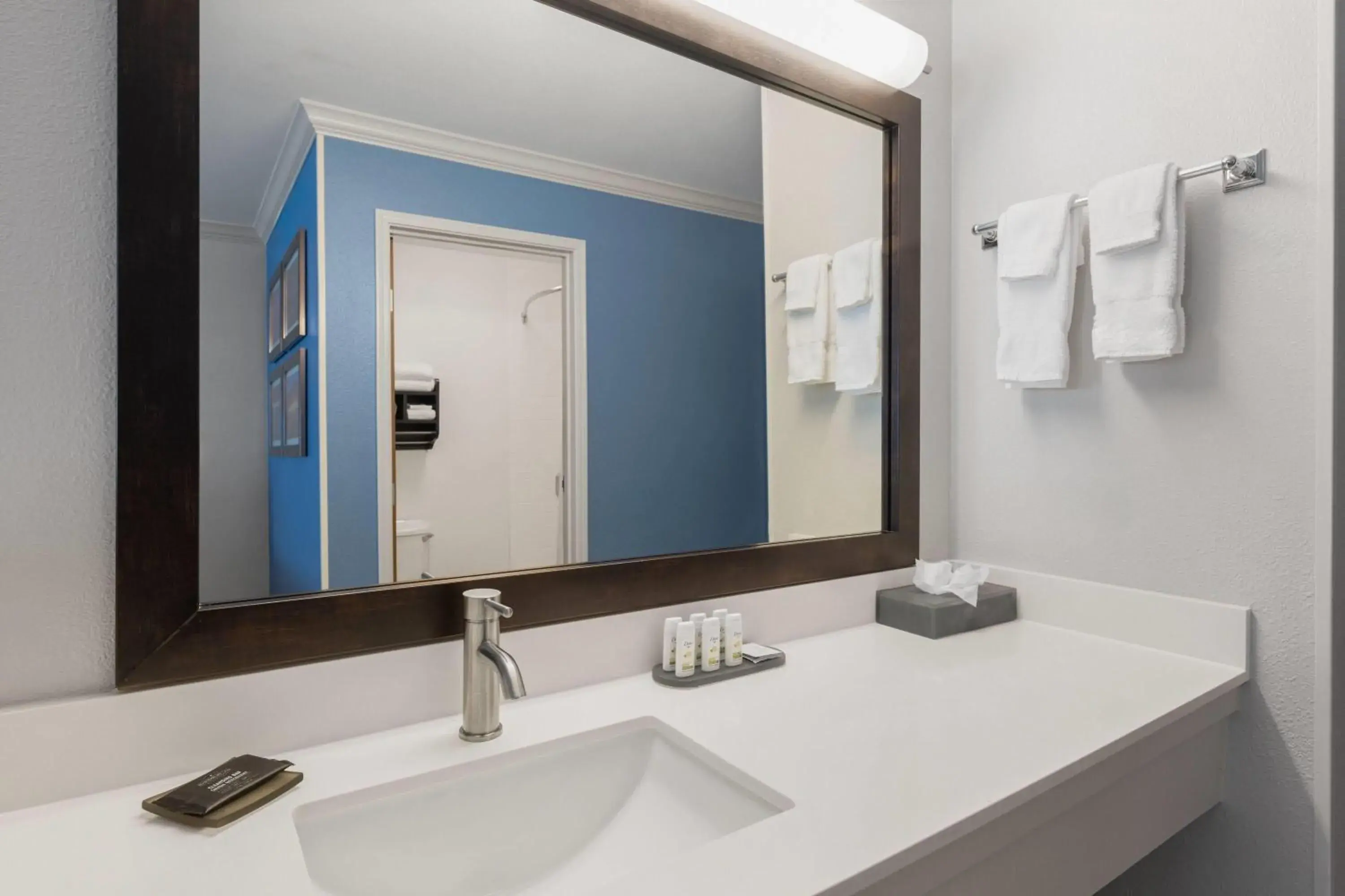 Bathroom in La Quinta by Wyndham Moab Bathroom in La Quinta by Wyndham Moab