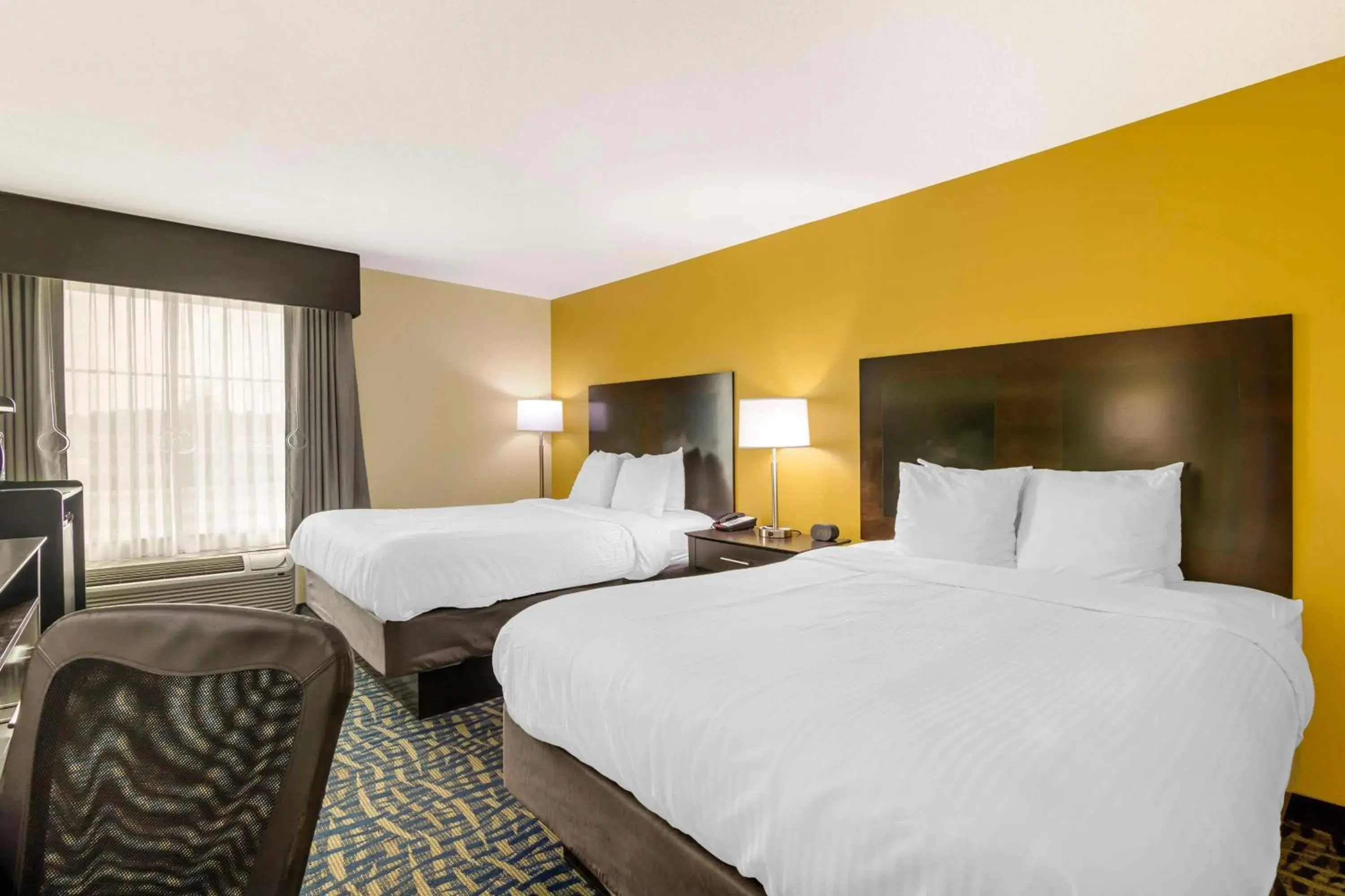 Bedroom, Bed in Best Western Plus Brunswick Inn & Suites Bedroom, Bed in Best Western Plus Brunswick Inn & Suites
