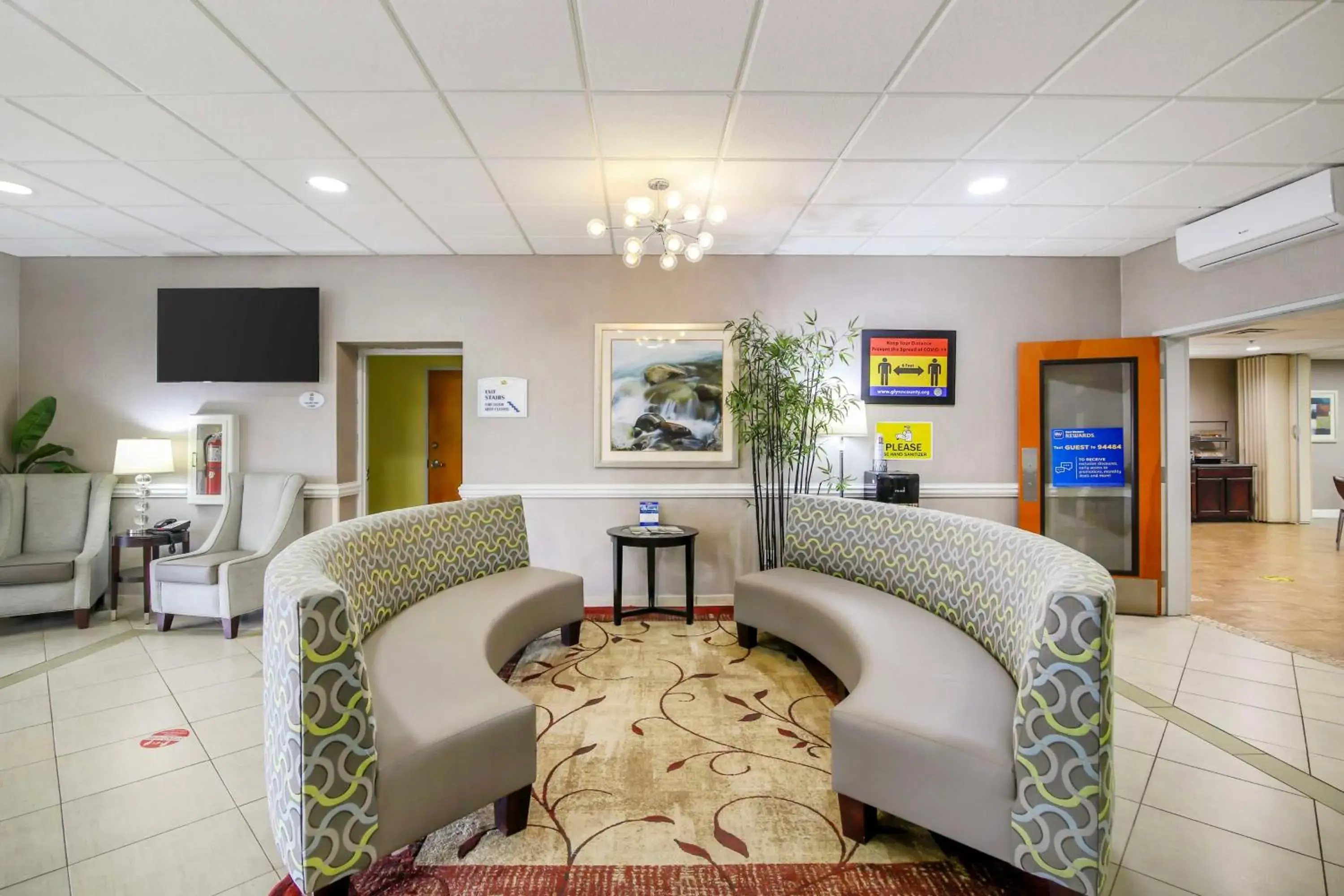 Lobby or reception in Best Western Plus Brunswick Inn & Suites Lobby or reception in Best Western Plus Brunswick Inn & Suites