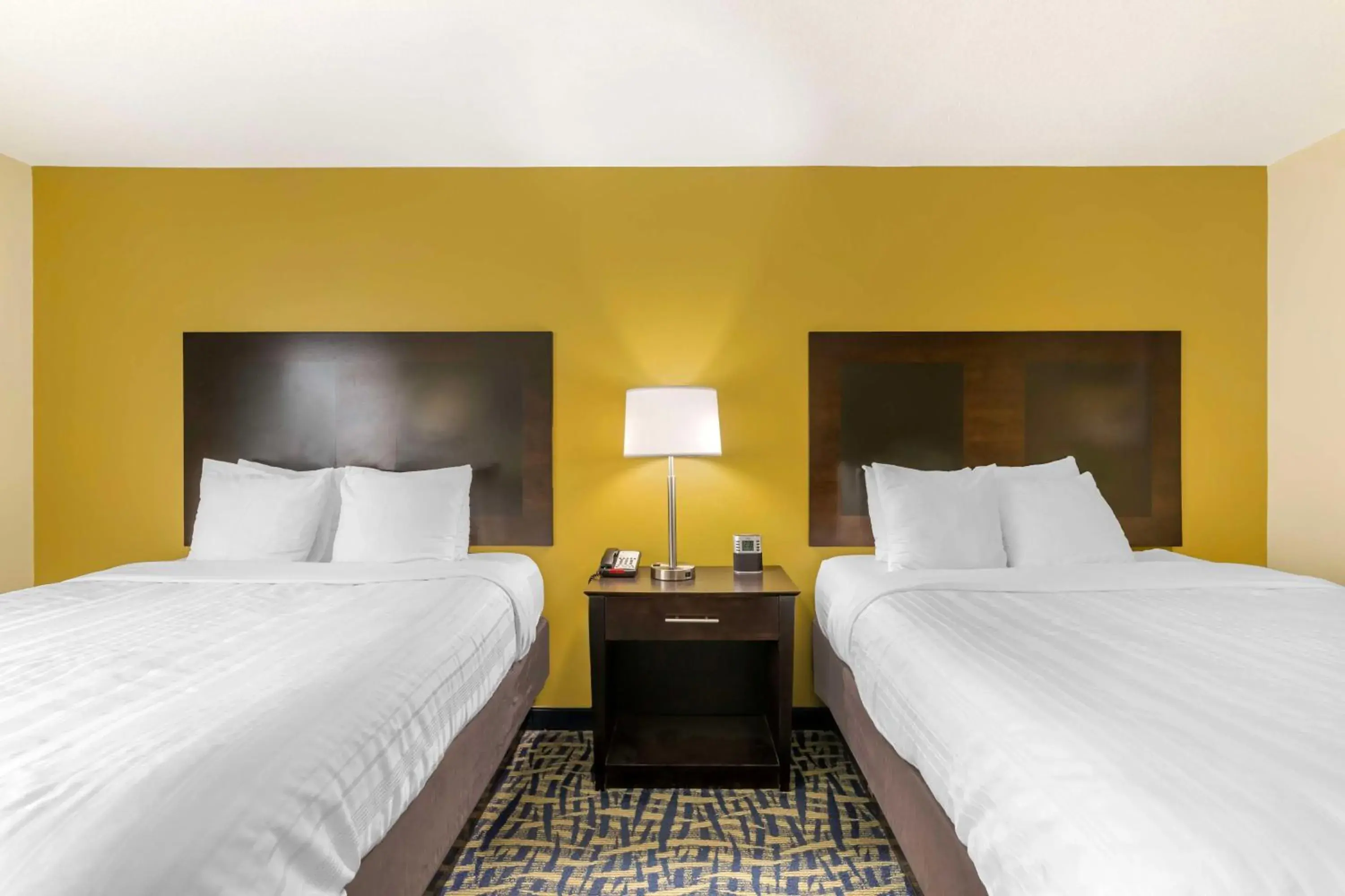 Bedroom, Bed in Best Western Plus Brunswick Inn & Suites Bedroom, Bed in Best Western Plus Brunswick Inn & Suites