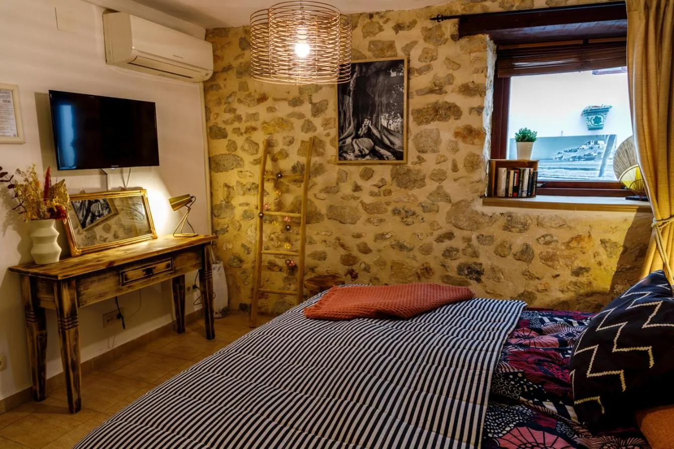 Bed in Dios Esta Bien
