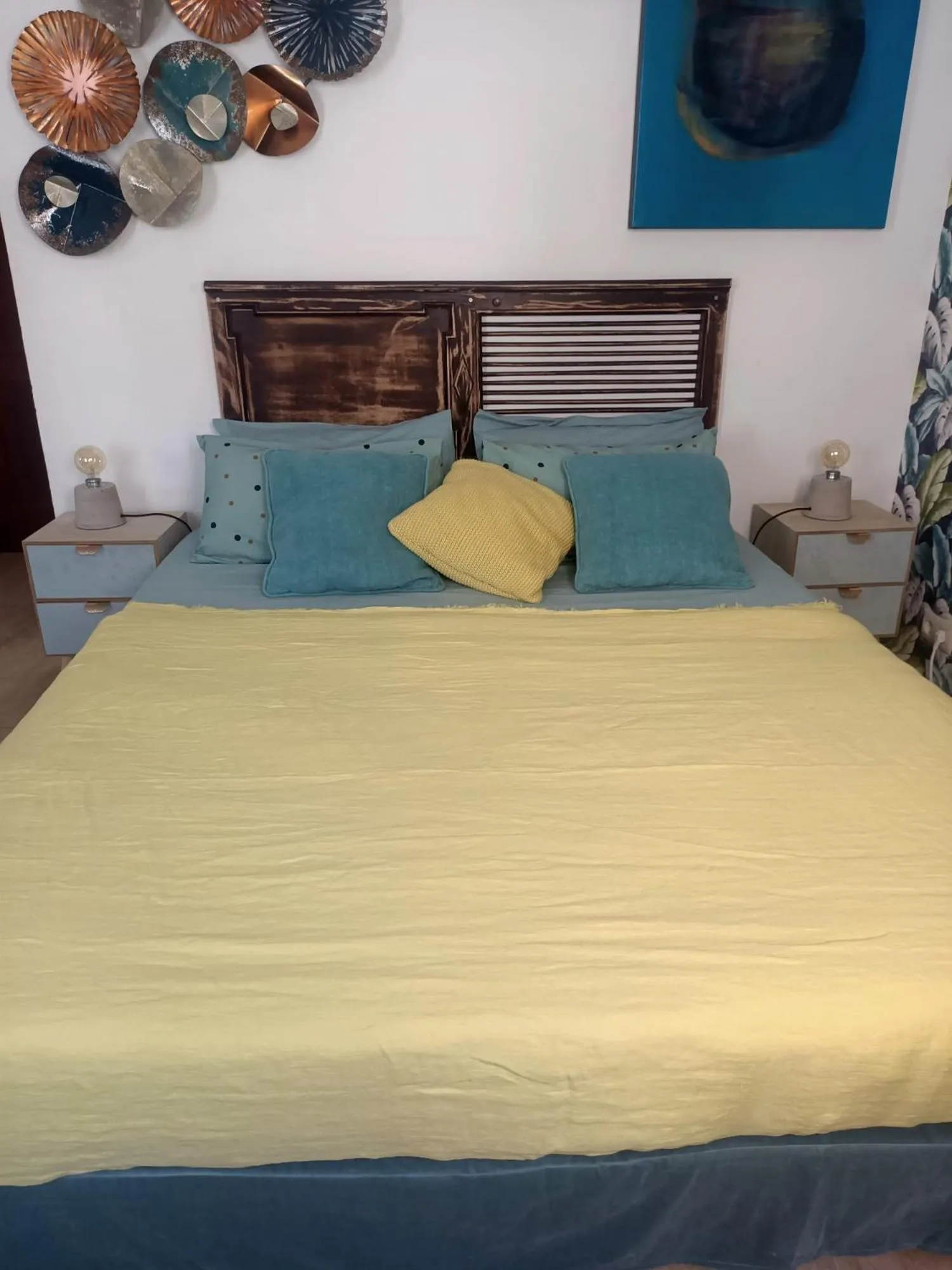 Bed in Dios Esta Bien