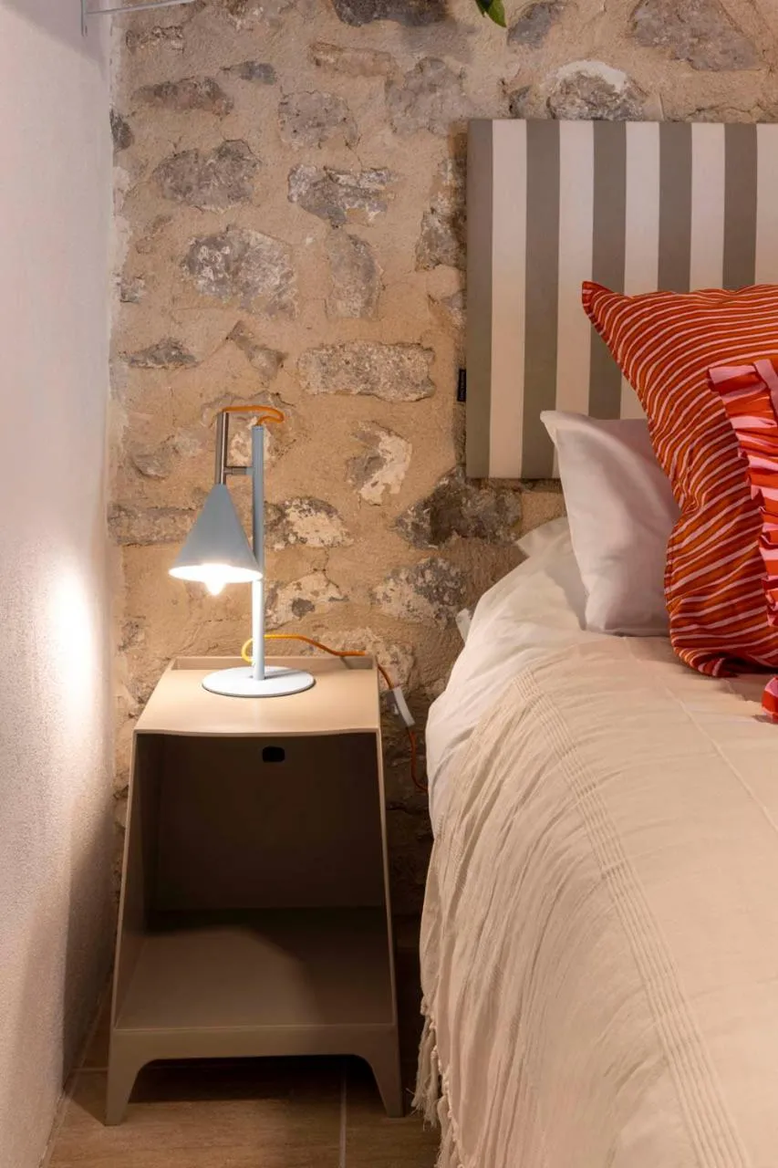 Bed in Dios Esta Bien