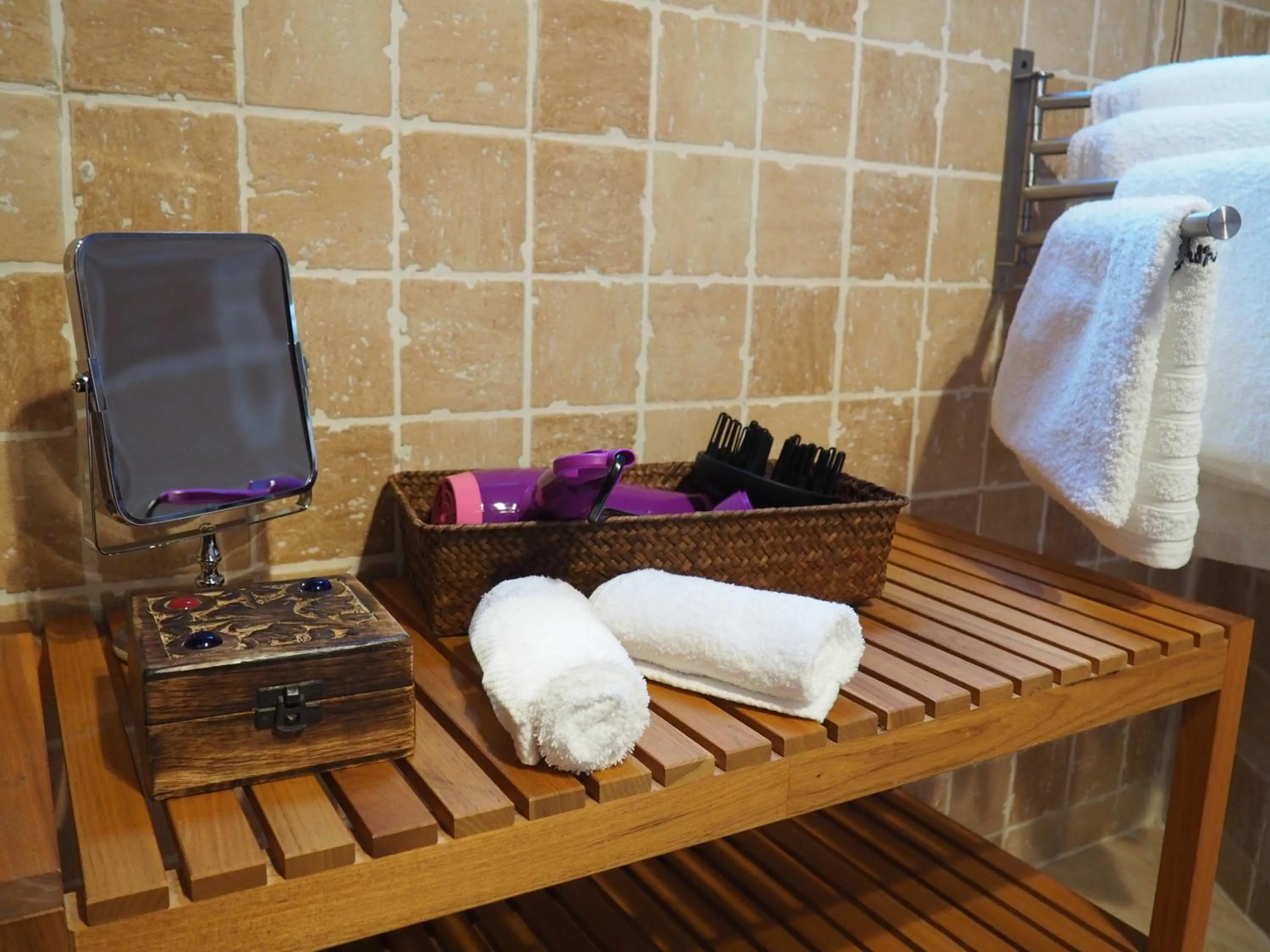 Bathroom in Dios Esta Bien