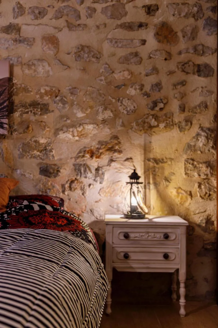 Bed in Dios Esta Bien