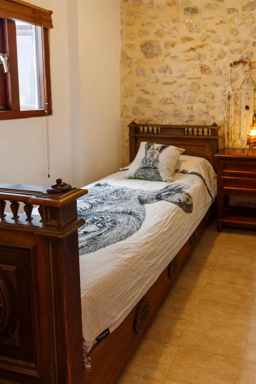 Bed in Dios Esta Bien